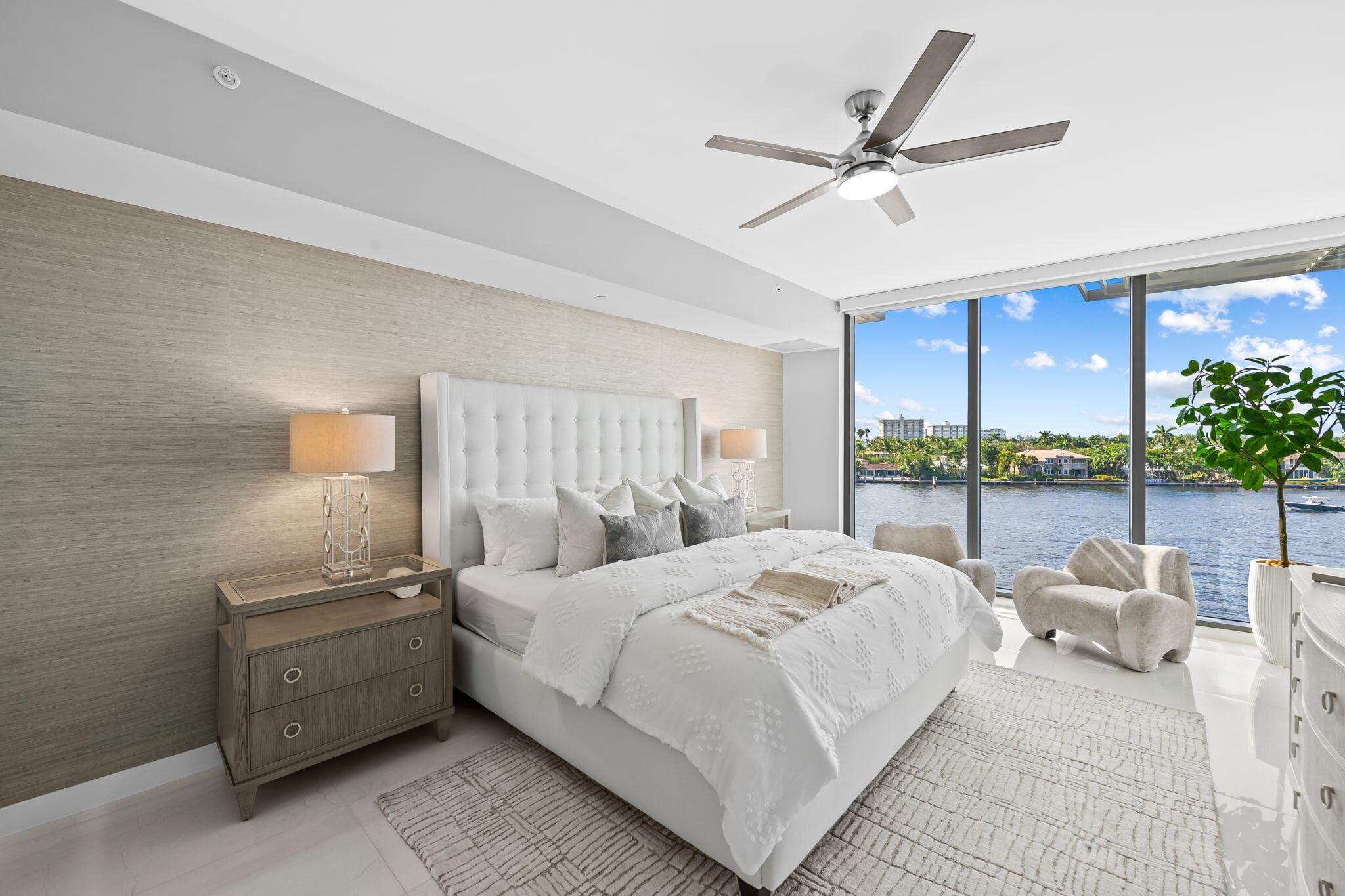 435 Bayshore Drive 302, Fort Lauderdale, FL 33304 — photo 13 of 47