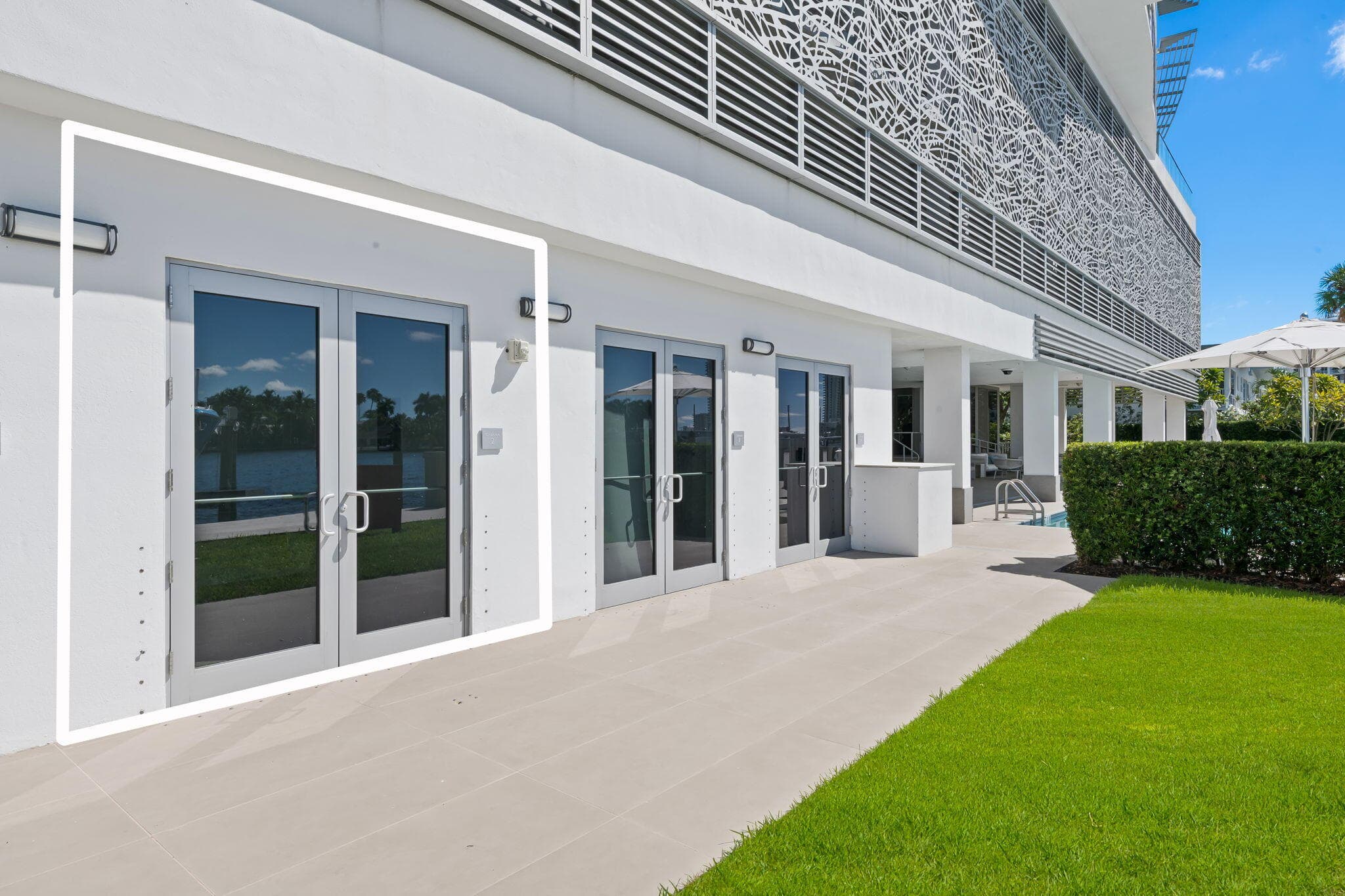 435 Bayshore Drive 302, Fort Lauderdale, FL 33304 — photo 7 of 47