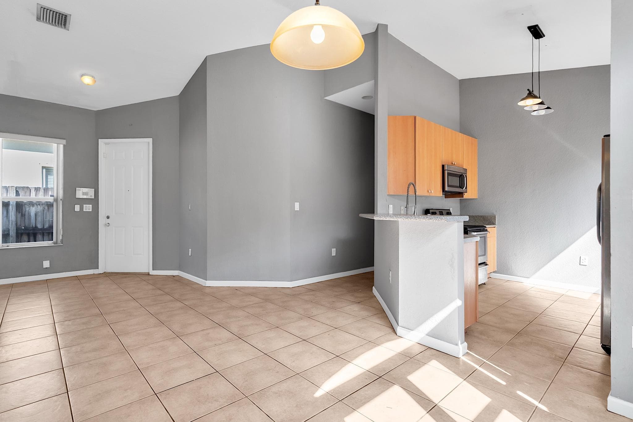 2302 NE 37th Road, Homestead, FL 33033 — photo 12 of 43
