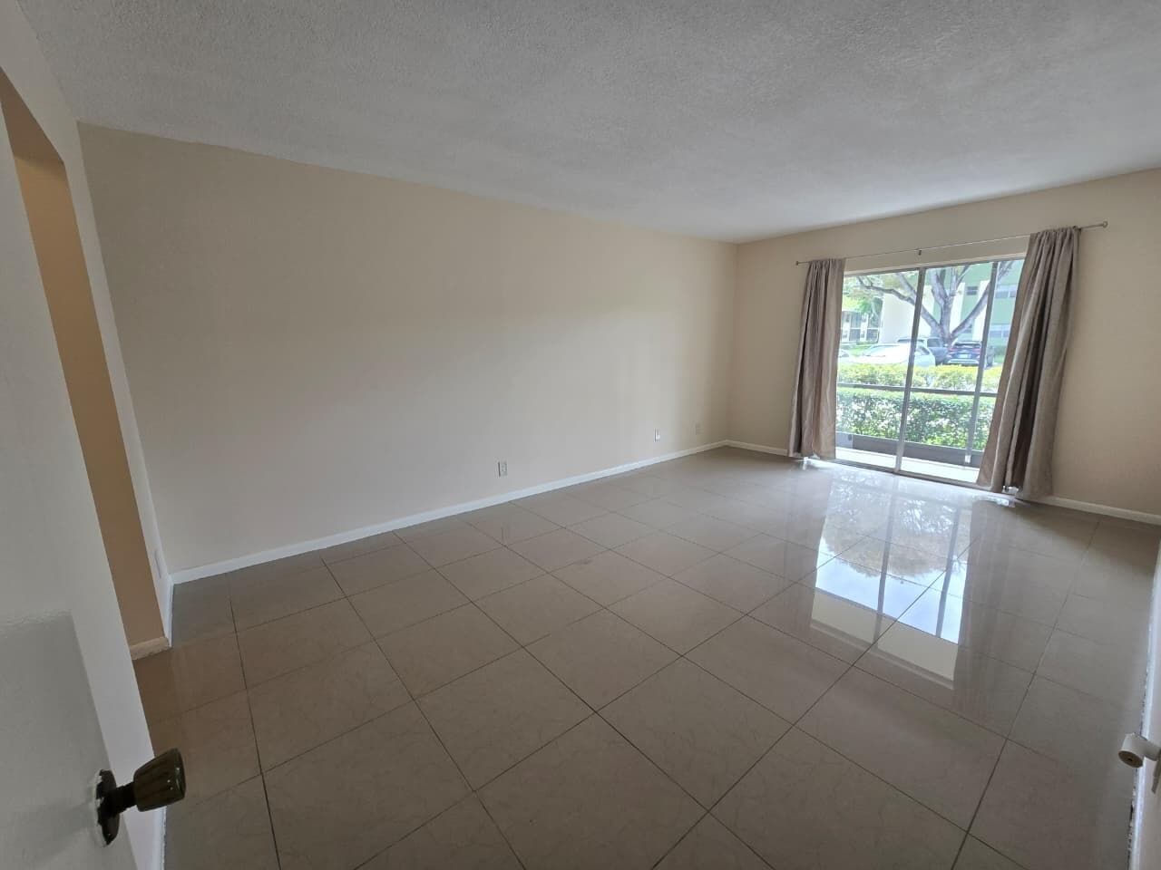 4133 NW 88th Avenue 103, Coral Springs, FL 33065 — photo 6 of 14