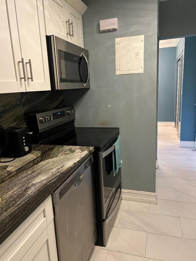 3119 Oakland Shores Drive C103, Oakland Park, FL 33309 — photo 4 of 10
