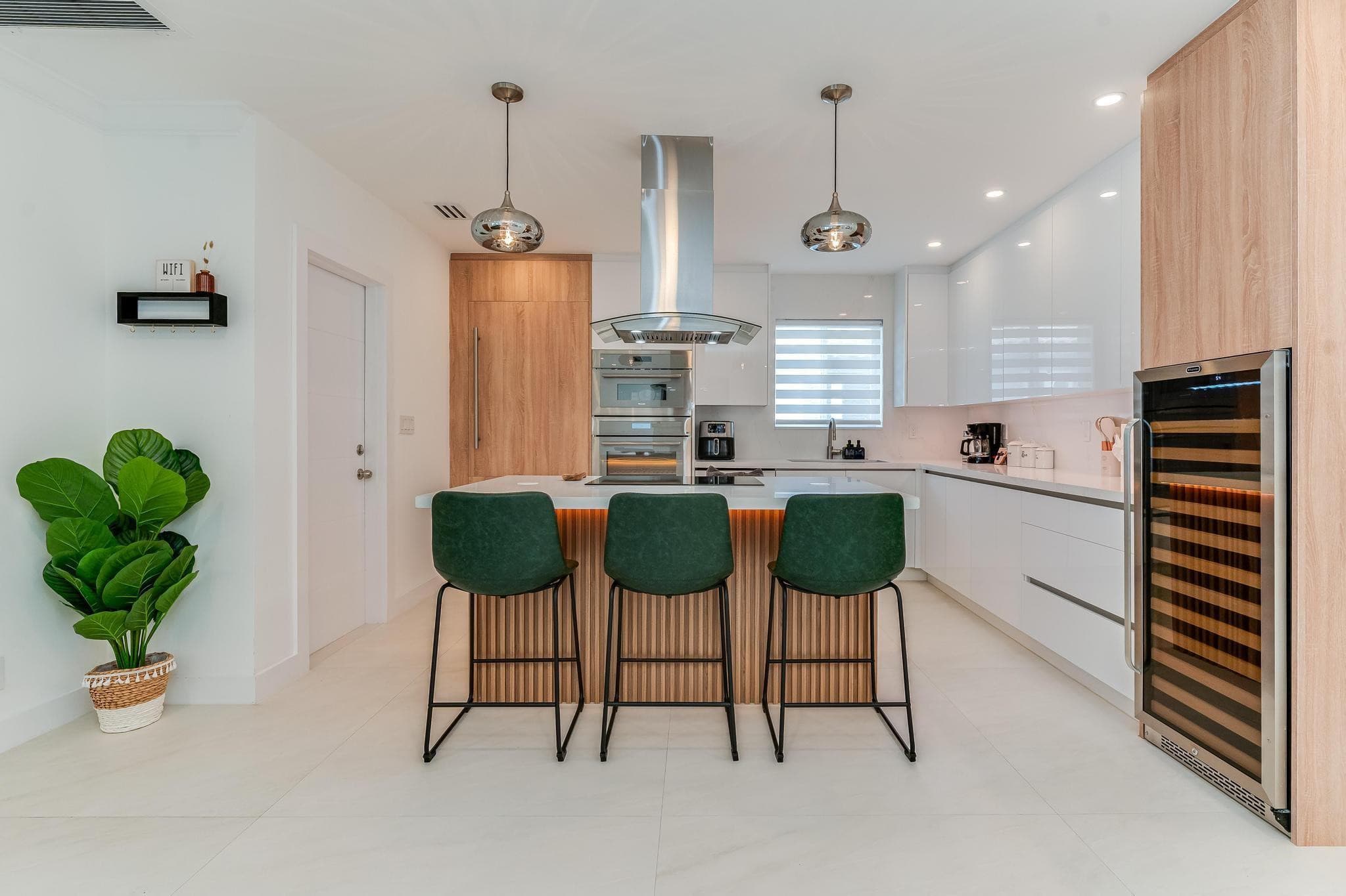 616 NE 16th Terrace, Fort Lauderdale, FL 33304 — photo 12 of 60
