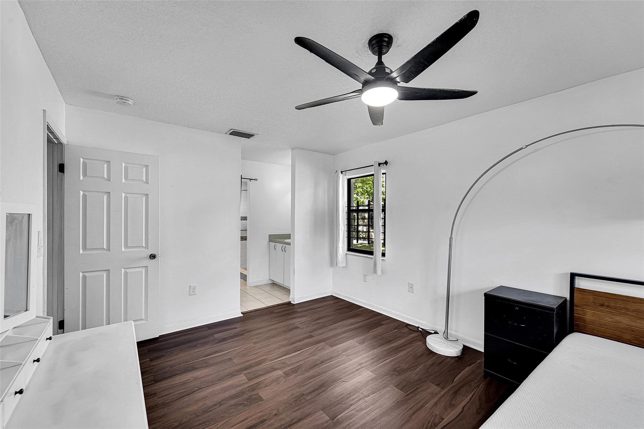 2698 N Nob Hill Road, Sunrise, FL 33322 — photo 16 of 27