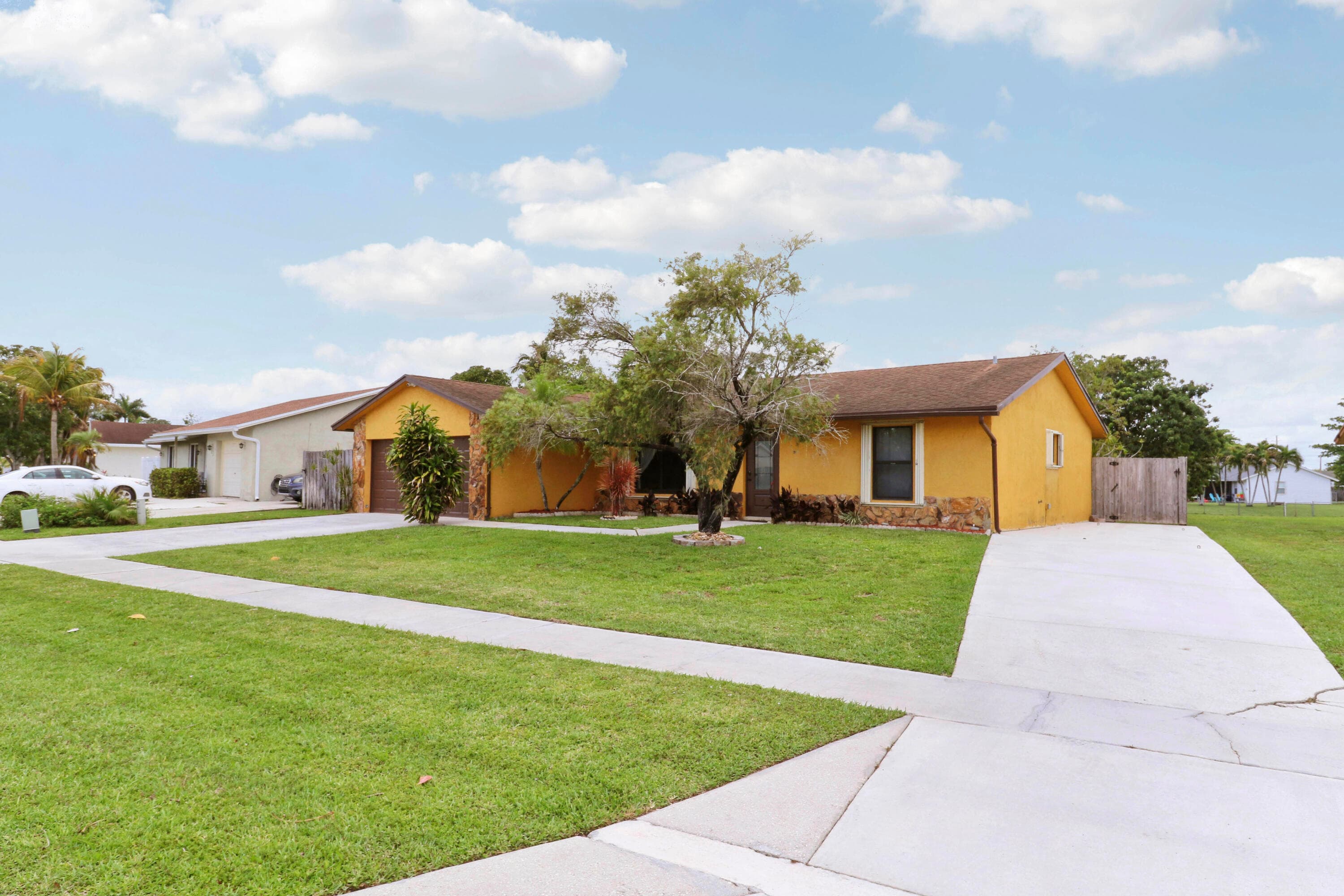 144 Bilbao Street, Royal Palm Beach, FL 33411 — photo 3 of 41