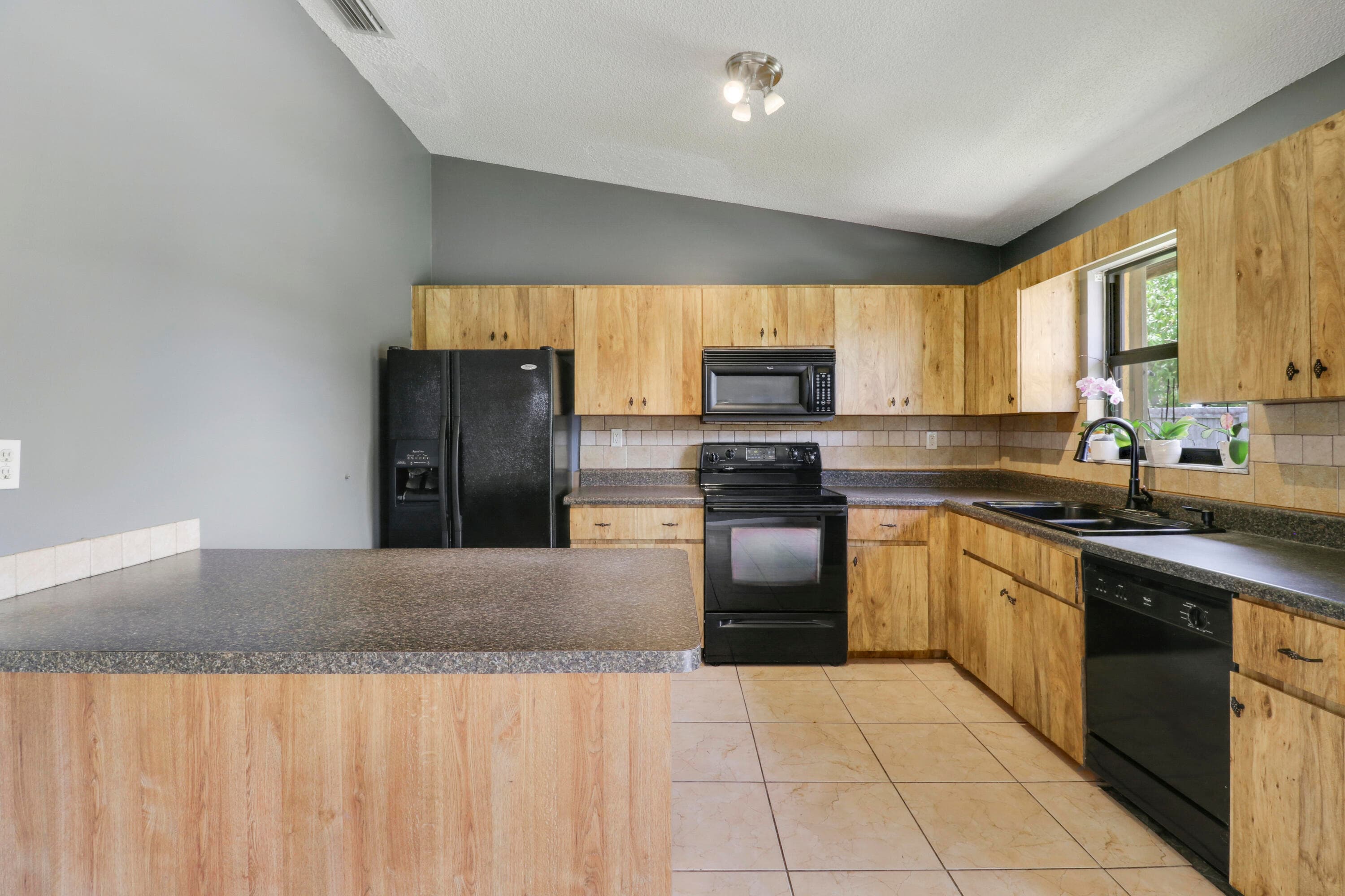 144 Bilbao Street, Royal Palm Beach, FL 33411 — photo 16 of 41