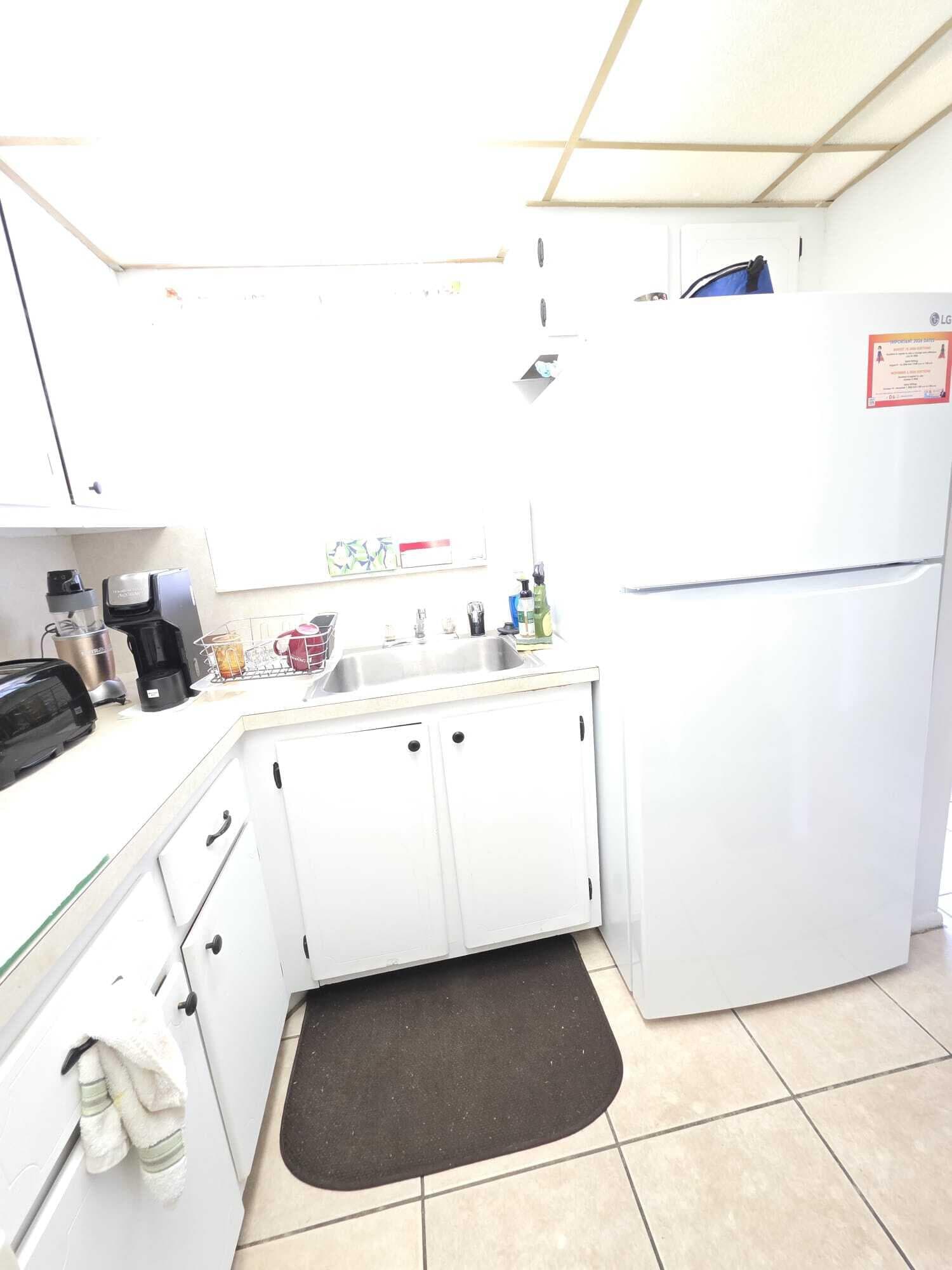 8400 Sunrise Lakes Boulevard 107, Sunrise, FL 33322 — photo 12 of 29