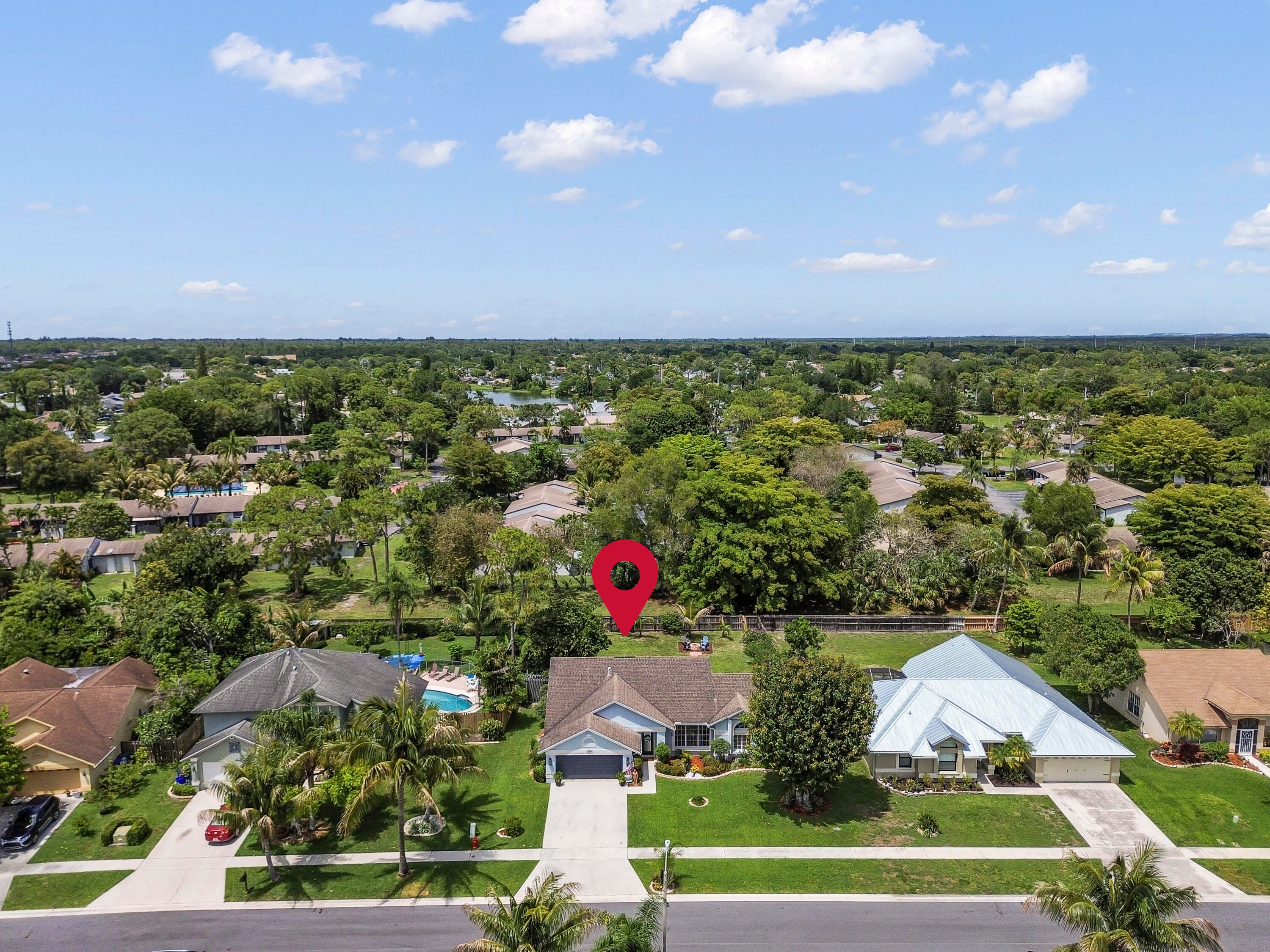 118 Royal Pine Circle N, Royal Palm Beach, FL 33411 — photo 2 of 33