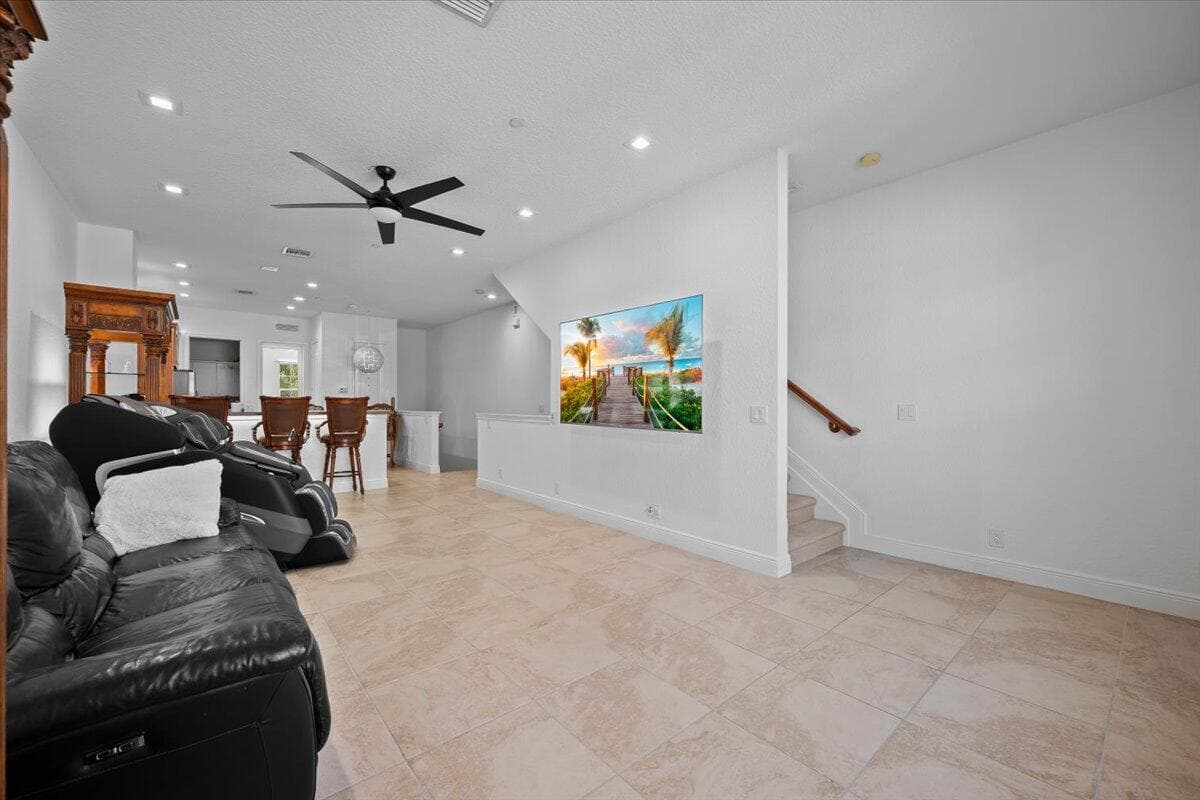 5102 Artesa Way W, Palm Beach Gardens, FL 33418 — photo 7 of 49