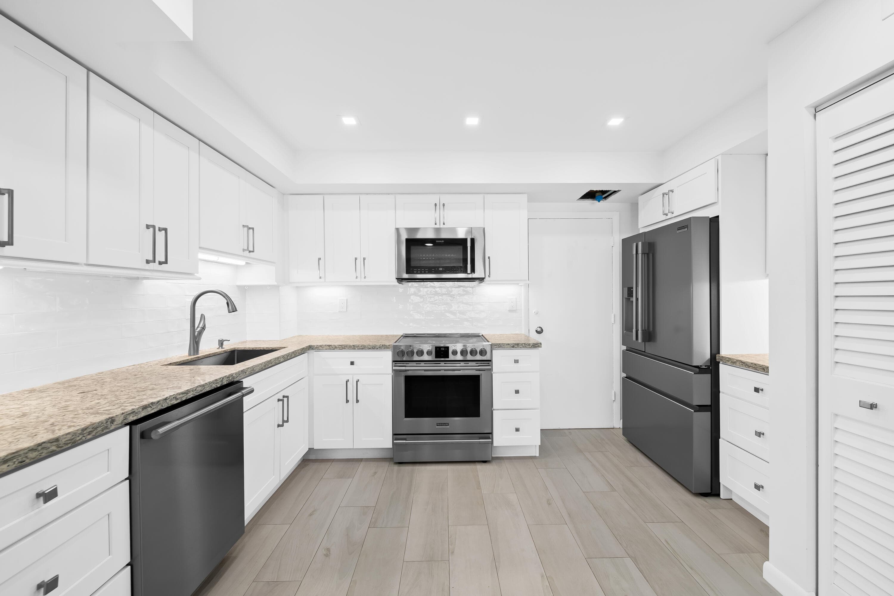 3850 Galt Ocean Drive 1804, Fort Lauderdale, FL 33308 — photo 10 of 33