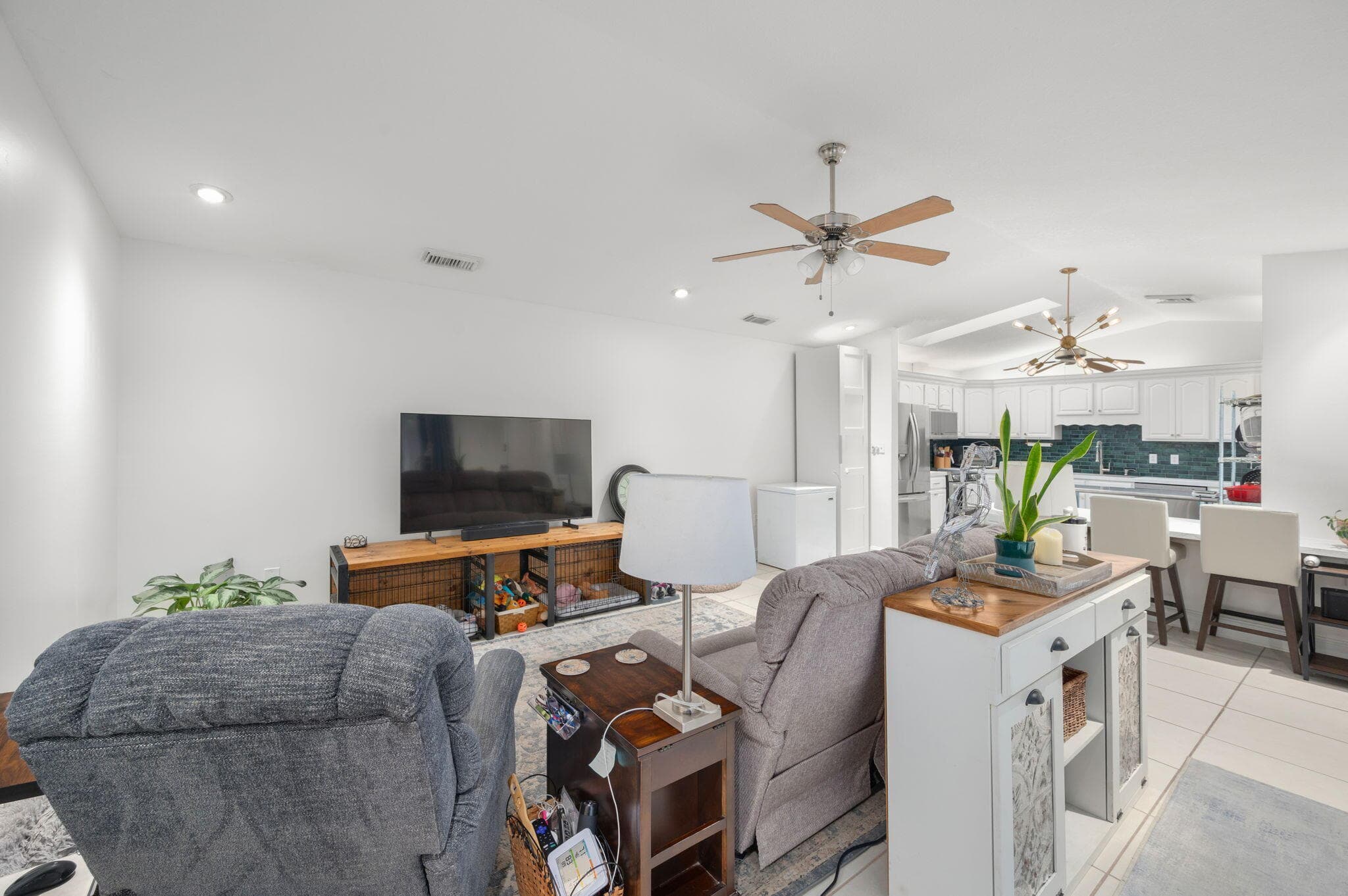 1433 Captains Walk 18d, Fort Pierce, FL 34950 — photo 4 of 19