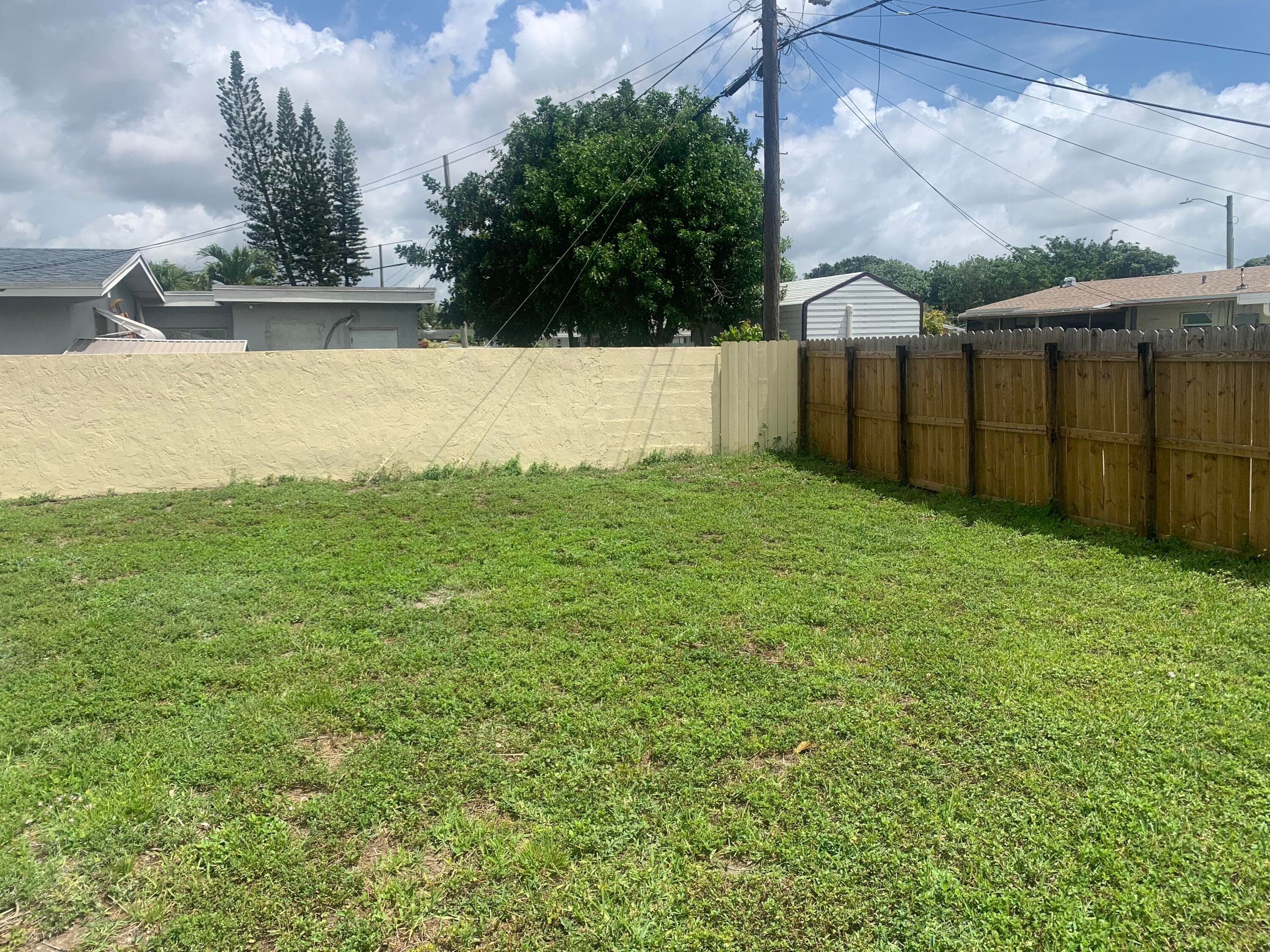 Single Family Residence in Miramar — photo 6 of 23