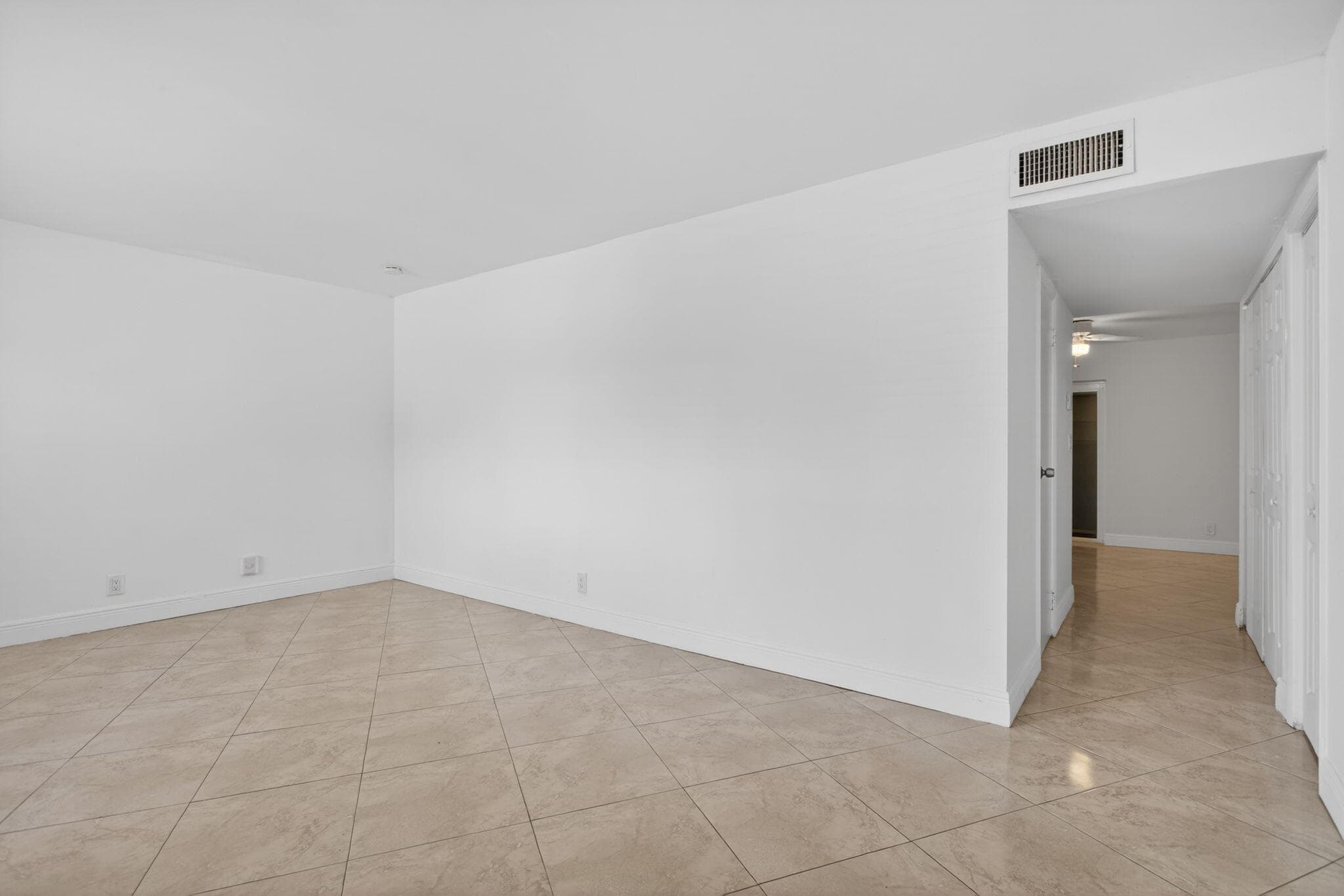 5646 Blueberry Court 23, Lauderhill, FL 33313 — photo 3 of 36