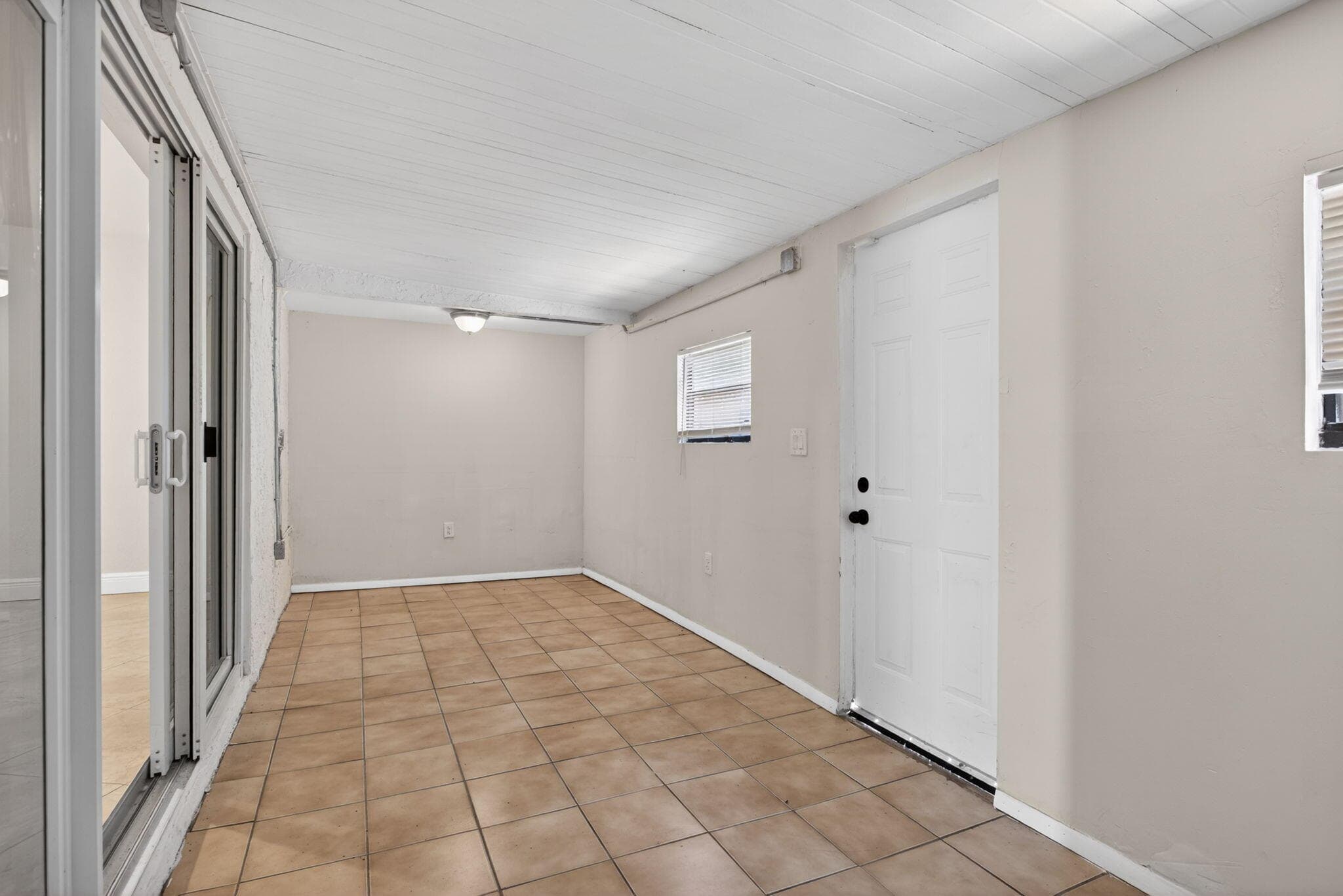5646 Blueberry Court 23, Lauderhill, FL 33313 — photo 18 of 36