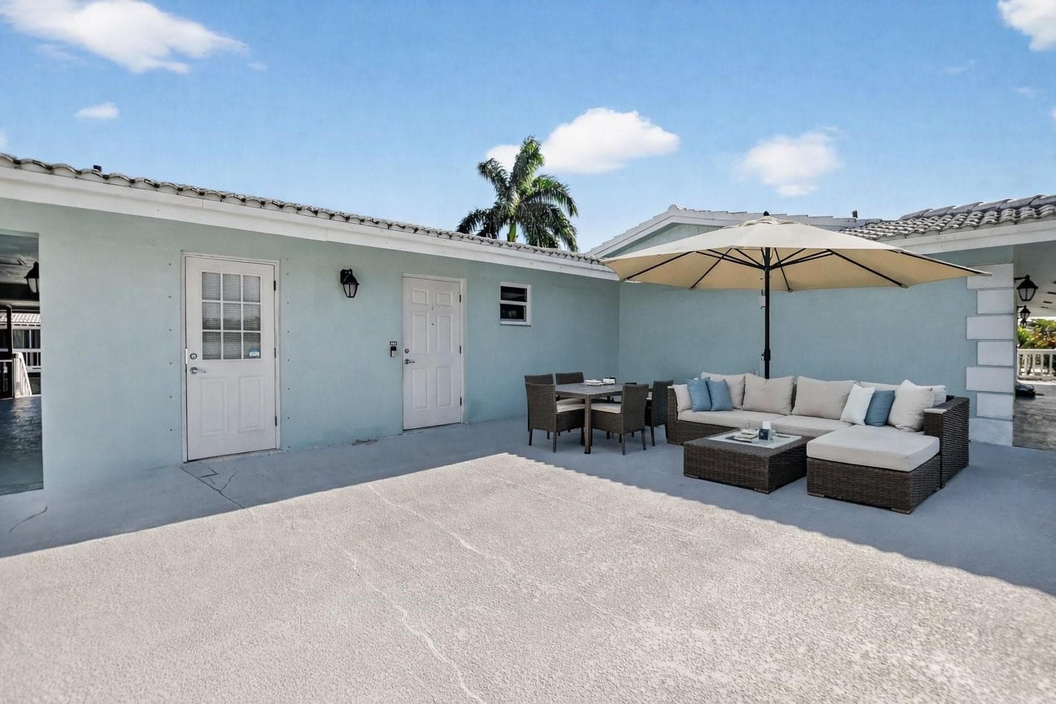 322 N Federal Highway 240, Deerfield Beach, FL 33441 — photo 15 of 31