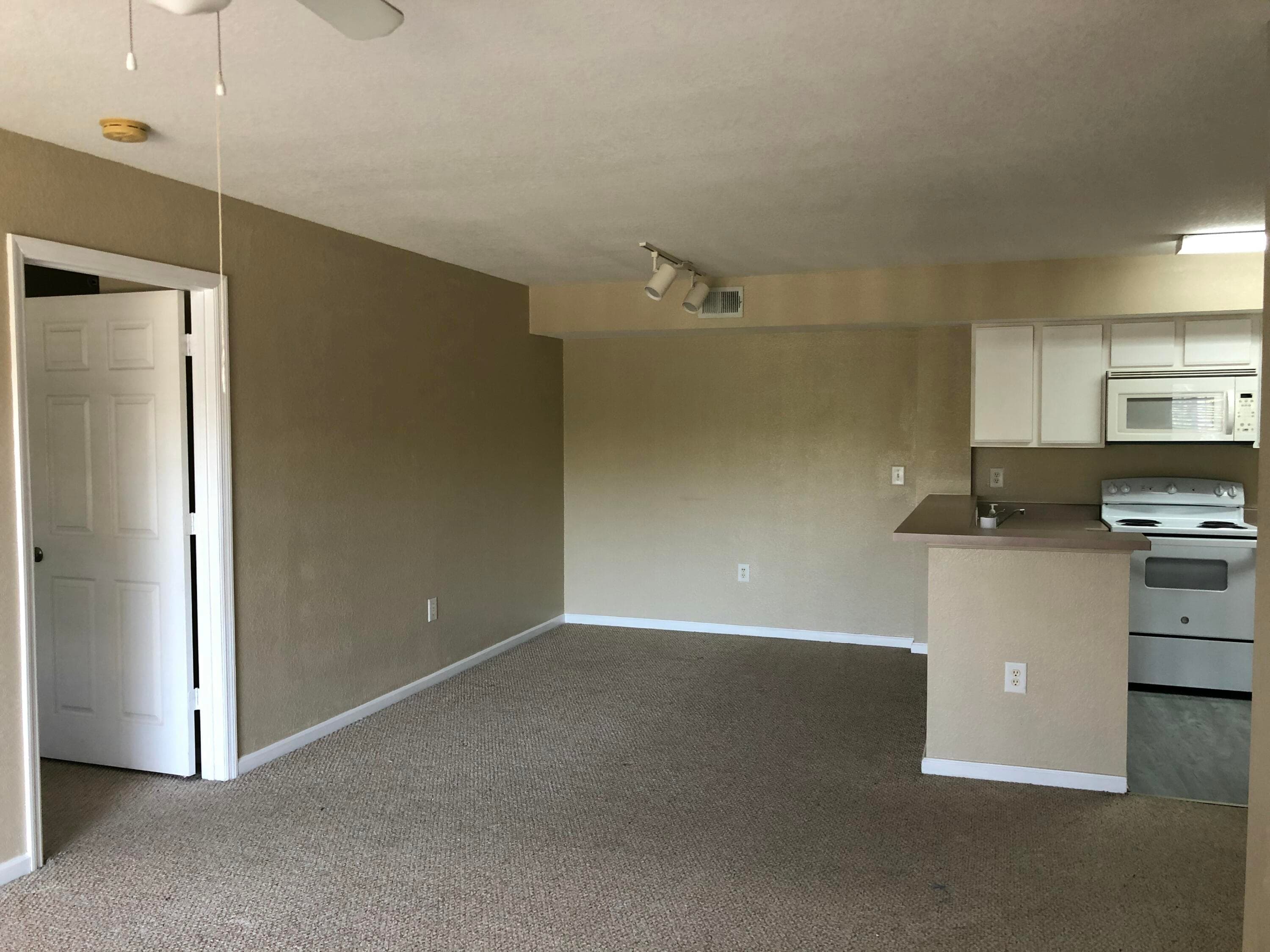 181 SW Palm Drive 203, Port St. Lucie, FL 34986 — photo 4 of 24
