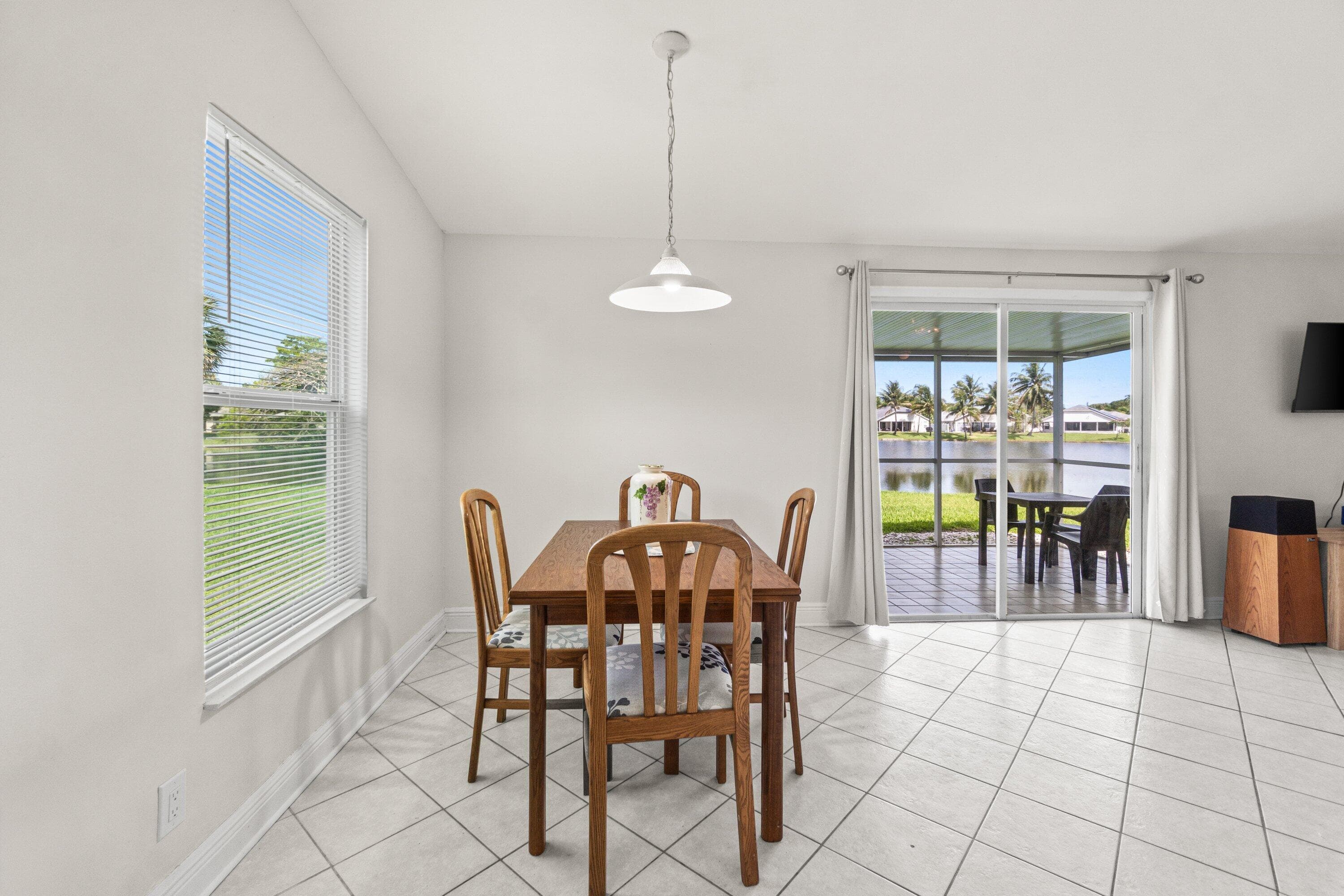 31 Misty Meadow Drive, Boynton Beach, FL 33436 — photo 12 of 45