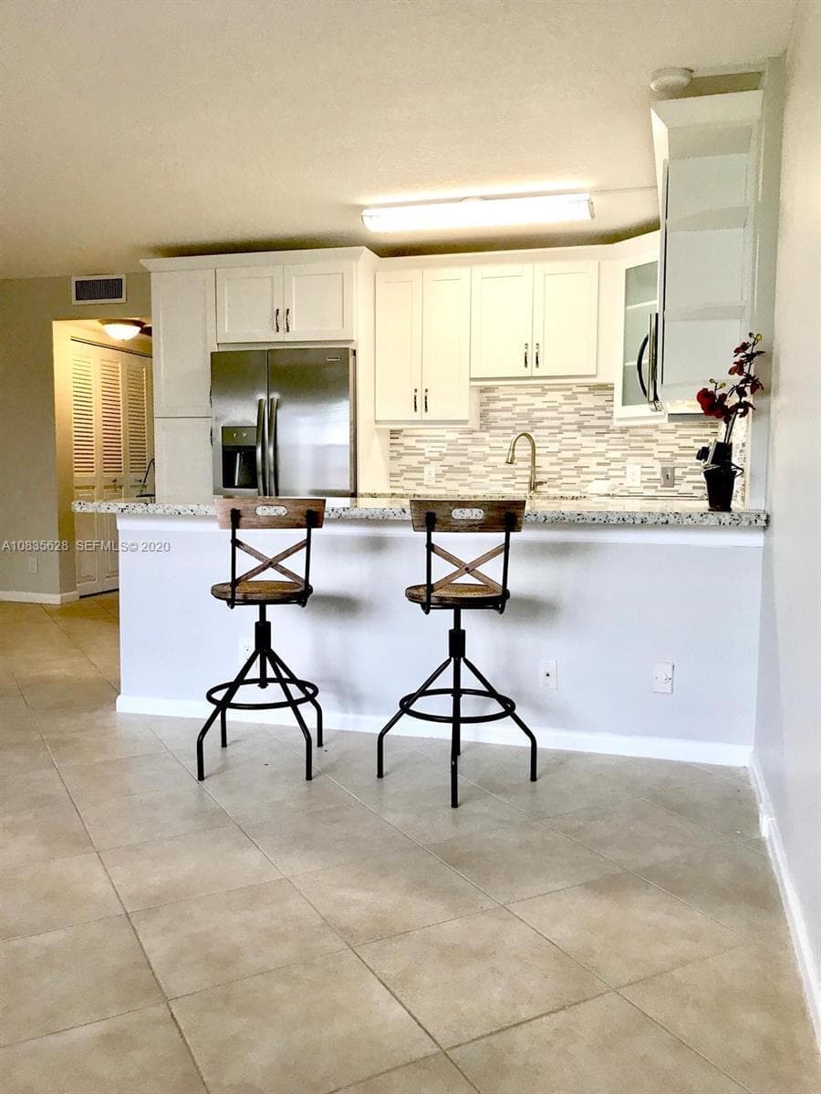 86 Mansfield C, Boca Raton, FL 33434 — photo 3 of 29