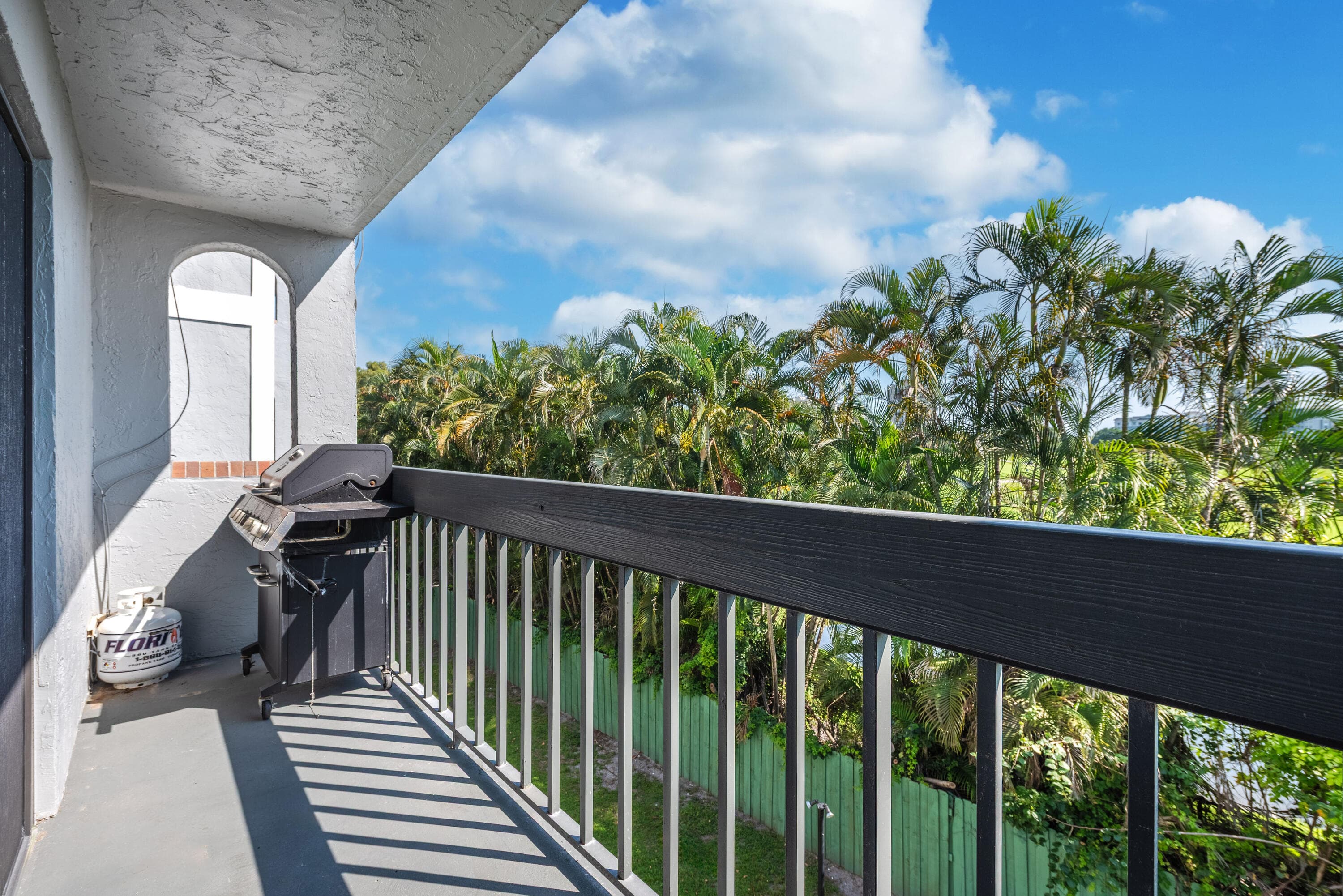 1700 N Congress 302, West Palm Beach, FL 33401 — photo 23 of 26