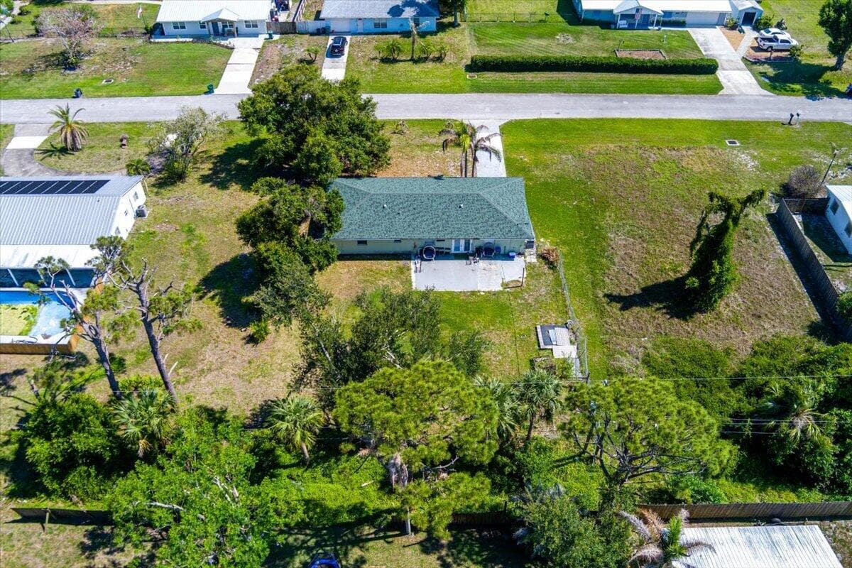 6602 Fort Walton Avenue, Fort Pierce, FL 34951 — photo 34 of 40