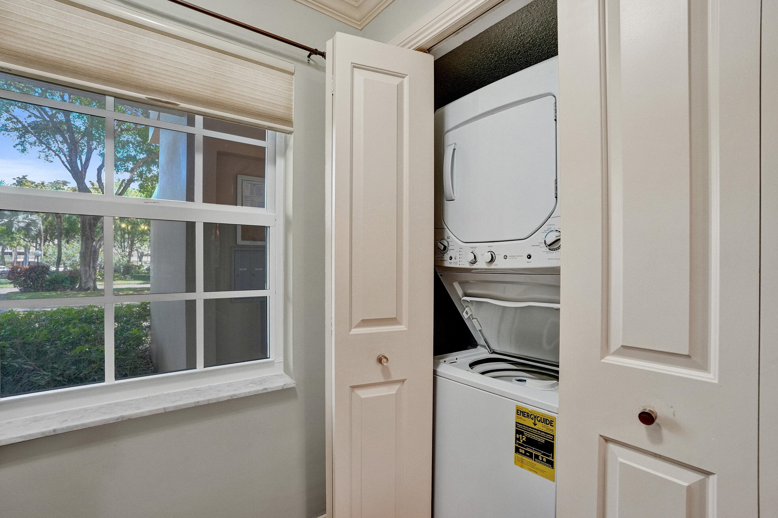 3621 Oaks Clubhouse Drive 101, Pompano Beach, FL 33069 — photo 11 of 46
