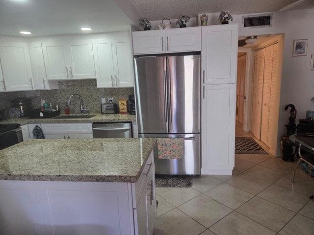 188 Grantham F 188, Deerfield Beach, FL 33442 — photo 6 of 24