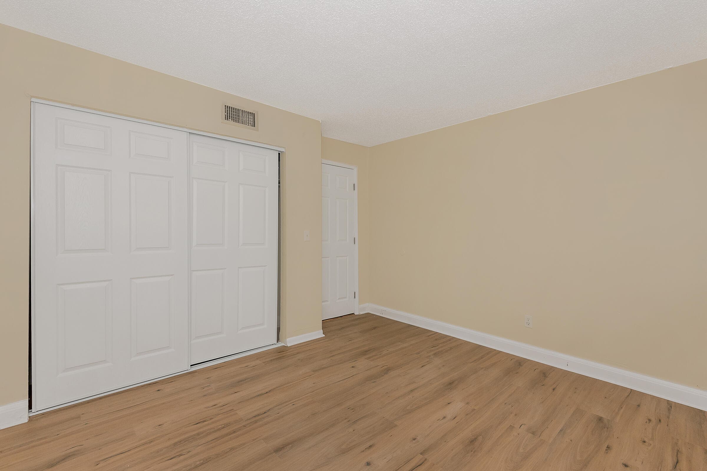 6560 SW 20th Street, North Lauderdale, FL 33068 — photo 11 of 28