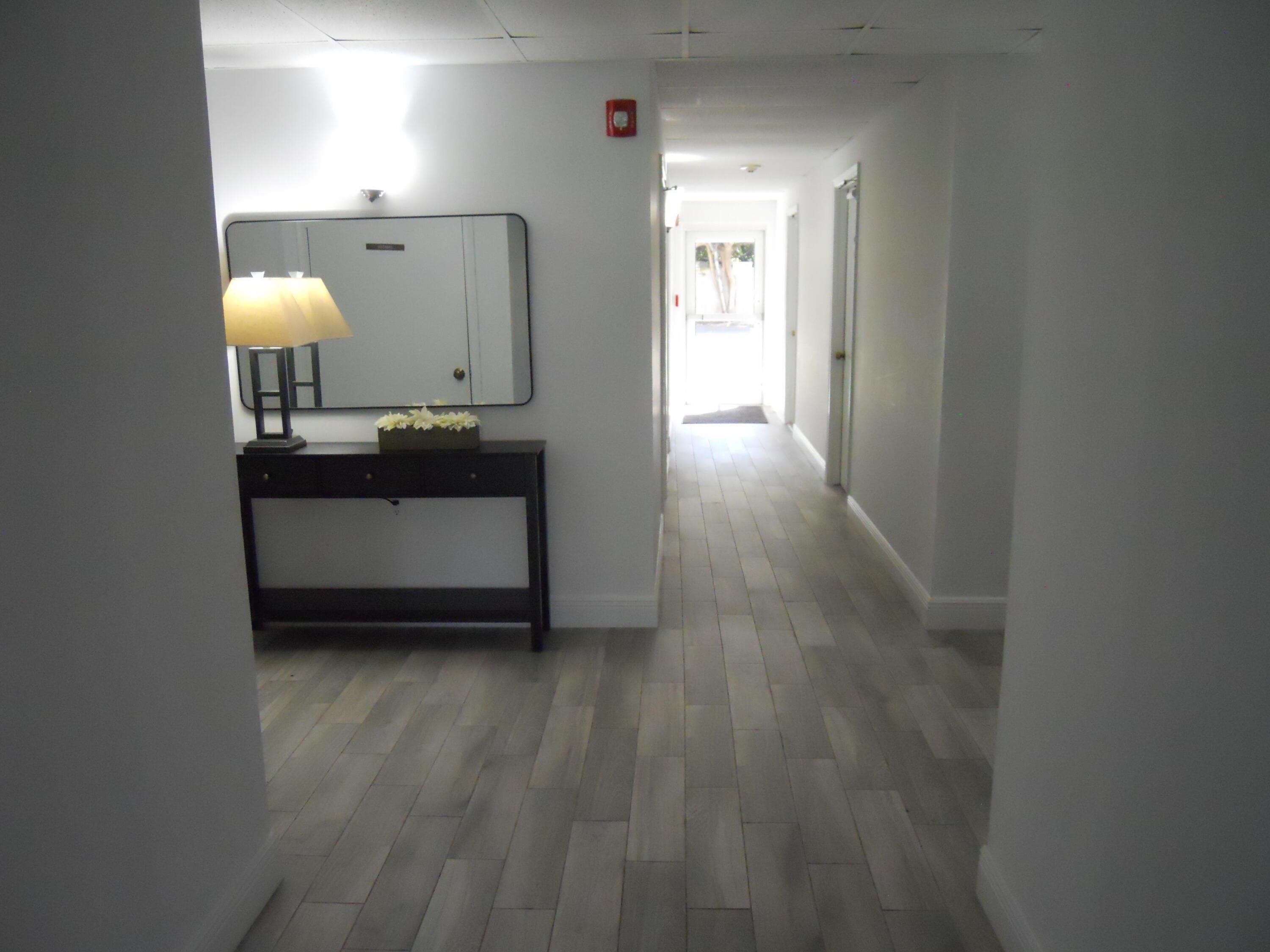 250 NE 20th Street 123s, Boca Raton, FL 33431 — photo 8 of 34