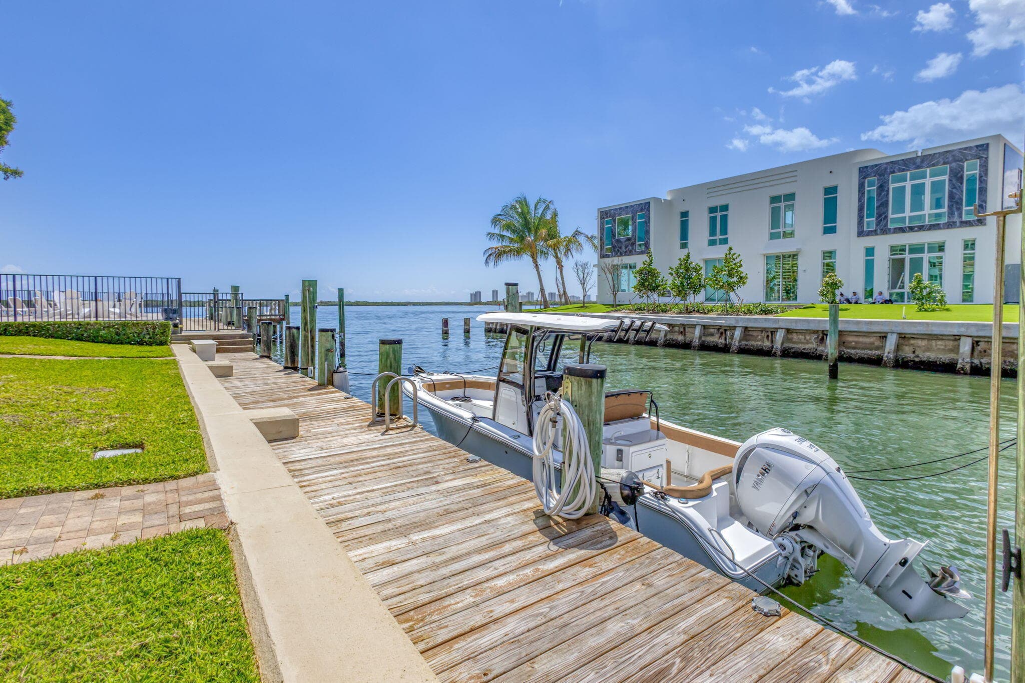 68 Yacht Club Drive 3, North Palm Beach, FL 33408 — photo 44 of 58