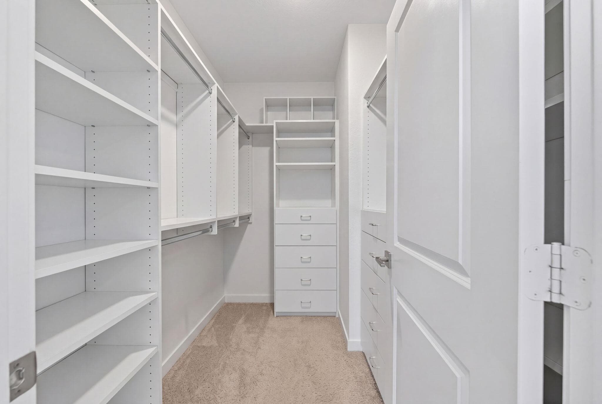 527 NW 17th Street, Fort Lauderdale, FL 33311 — photo 13 of 31