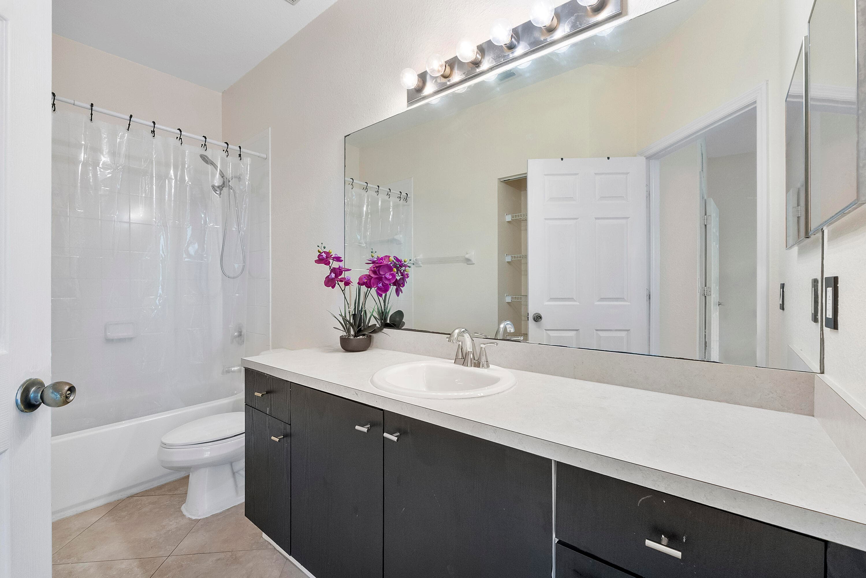 5910 Riverside Avenue, Tamarac, FL 33321 — photo 22 of 47