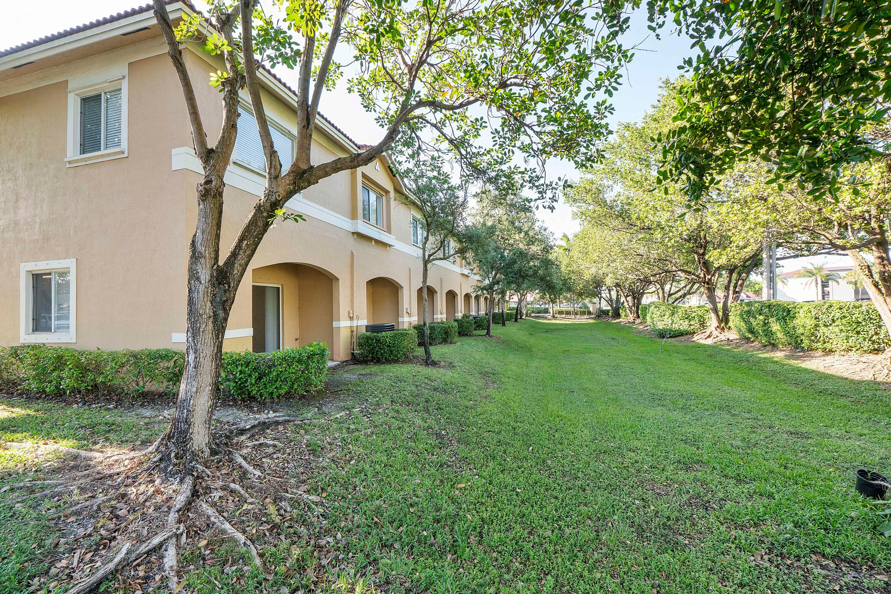 5910 Riverside Avenue, Tamarac, FL 33321 — photo 35 of 47