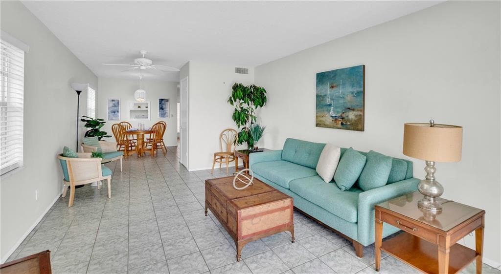 17 Vista Palm Lane 201, Vero Beach, FL 32962 — photo 9 of 34