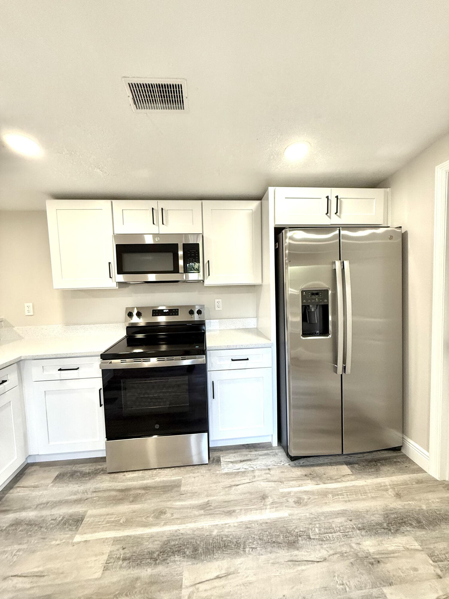 1465 NW 43rd Avenue, Okeechobee, FL 34972 — photo 10 of 23