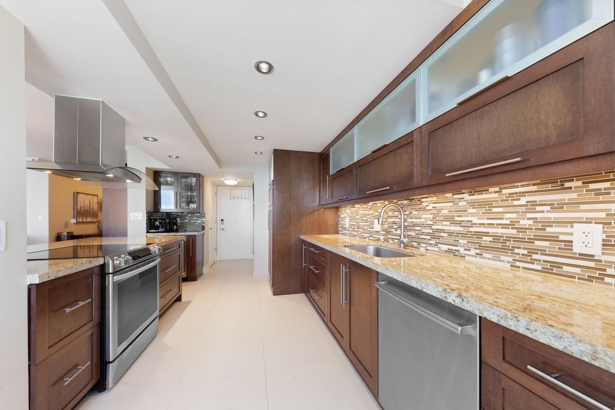 4280 Galt Ocean Drive 29c, Fort Lauderdale, FL 33308 — photo 16 of 54