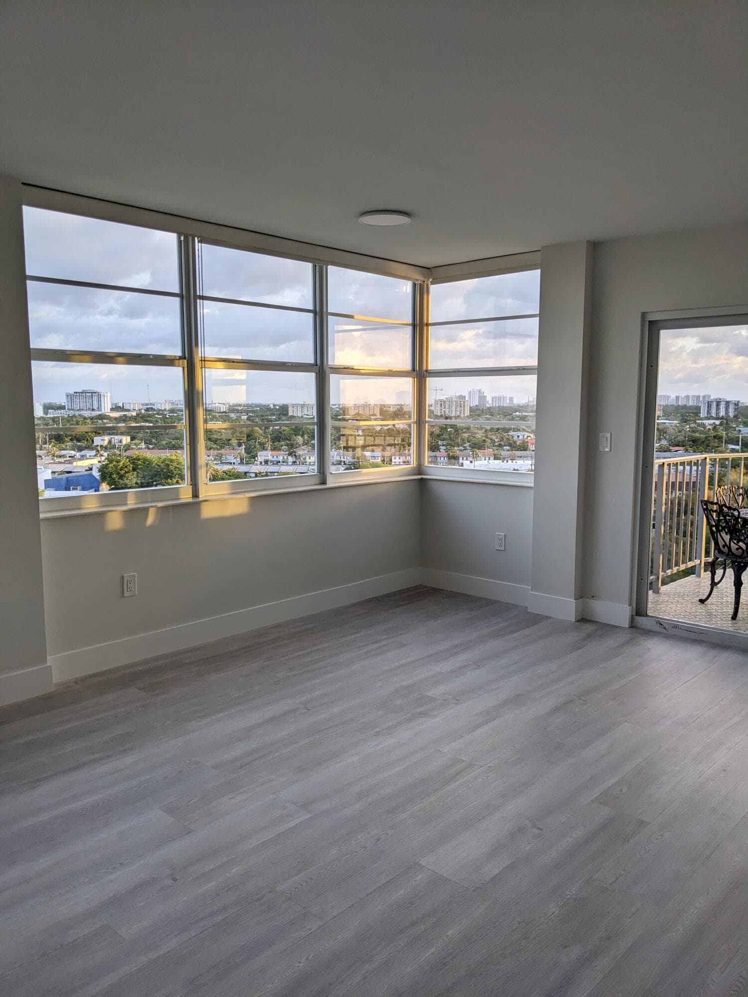 11930 N Bayshore Drive 1202, North Miami, FL 33181 — photo 9 of 26