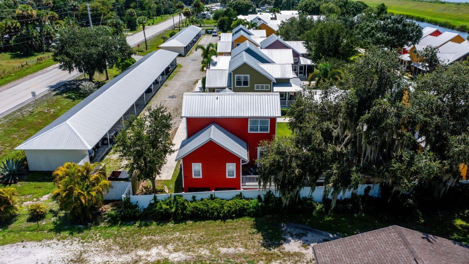 4334 Us-441, Okeechobee, FL 34974 — photo 10 of 40