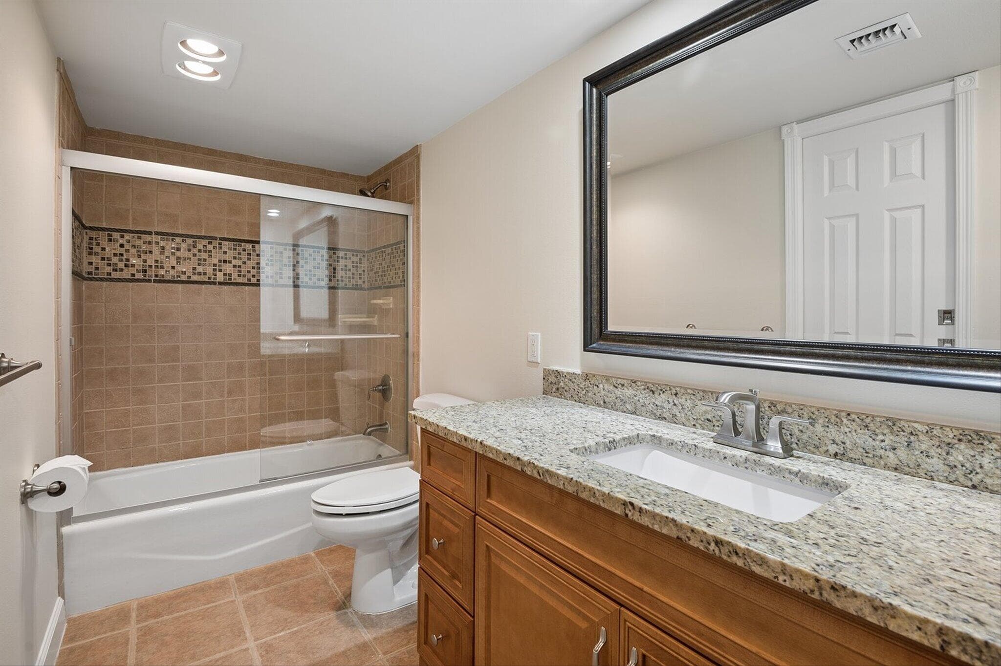 804 Cypress Grove Lane 104, Pompano Beach, FL 33069 — photo 7 of 15