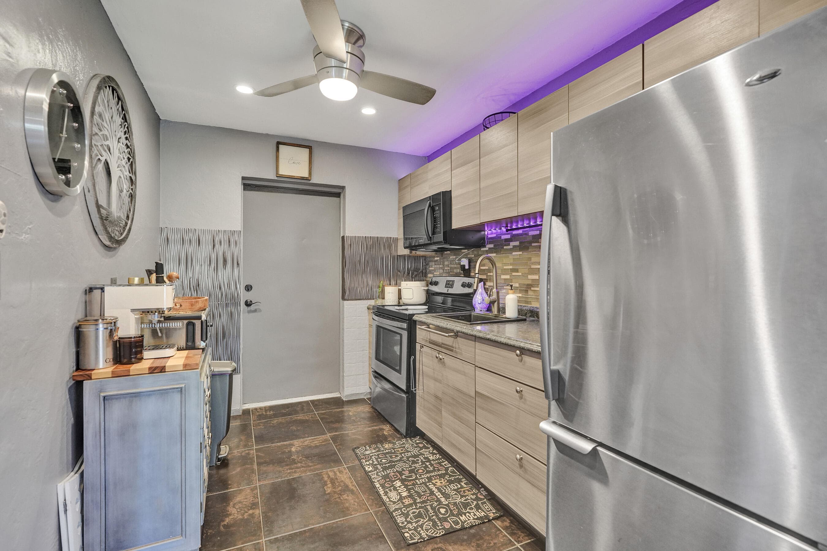 1465 NE 27th Street, Pompano Beach, FL 33064 — photo 9 of 42