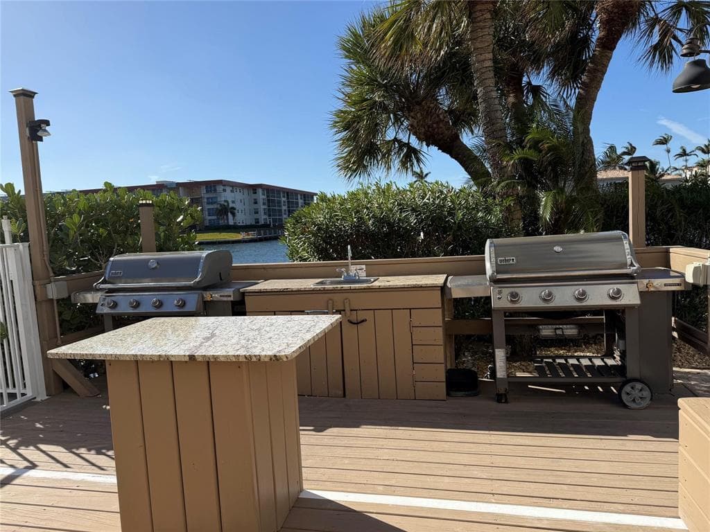 1160 Hillsboro Mile 304, Hillsboro Beach, FL 33062 — photo 36 of 41