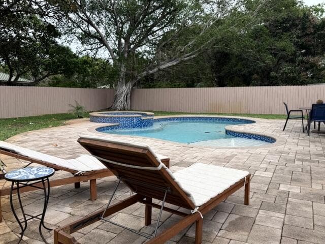 5821 SW 13th Street, Plantation, FL 33317 — photo 2 of 11