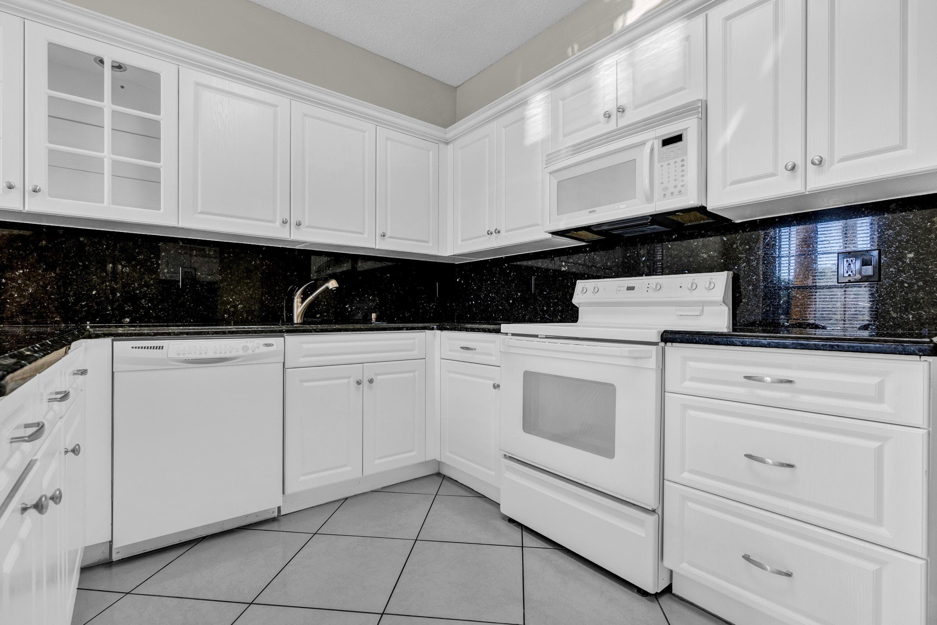 22791 Trelawny Terrace C, Boca Raton, FL 33433 — photo 12 of 45