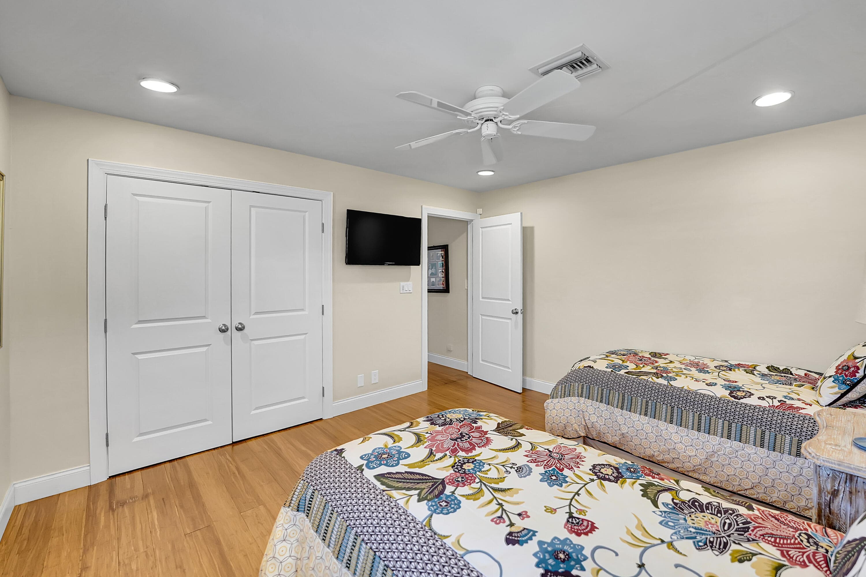 4961 Bocaire Boulevard, Boca Raton, FL 33487 — photo 63 of 98