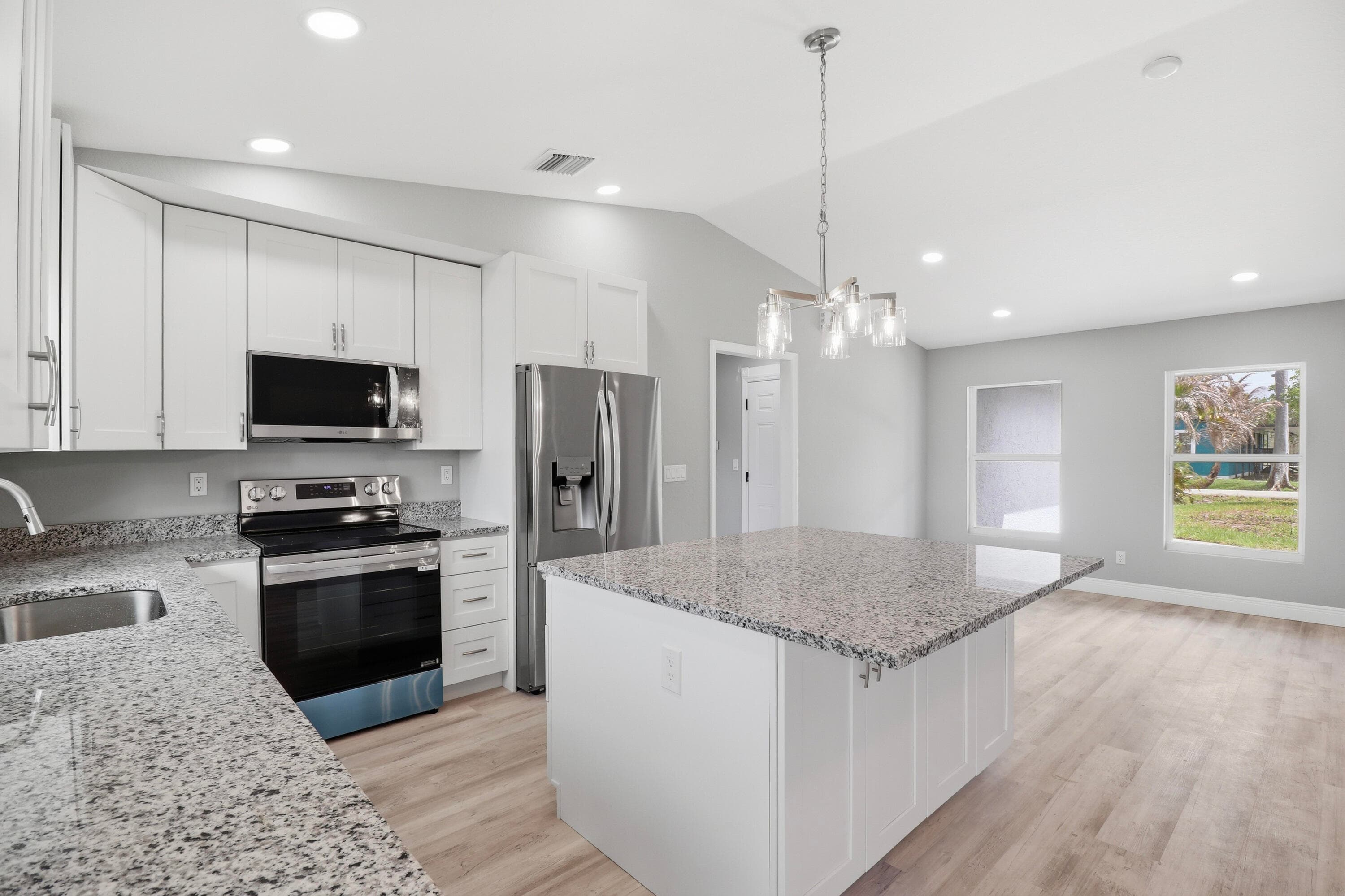 2805 SE Carroll Street, Stuart, FL 34997 — photo 3 of 21