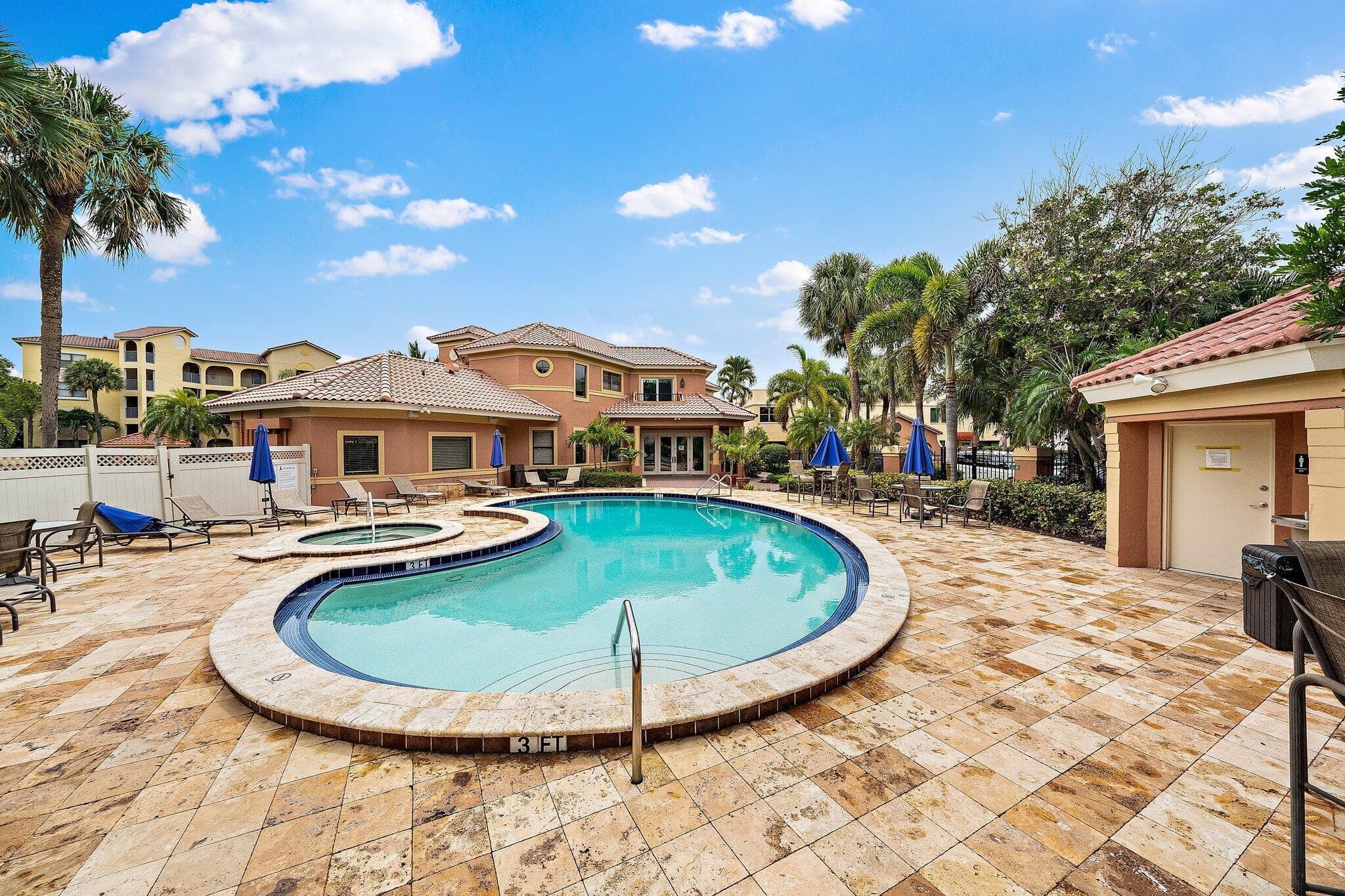 800 Uno Lago Drive 104, Juno Beach, FL 33408 — photo 45 of 48
