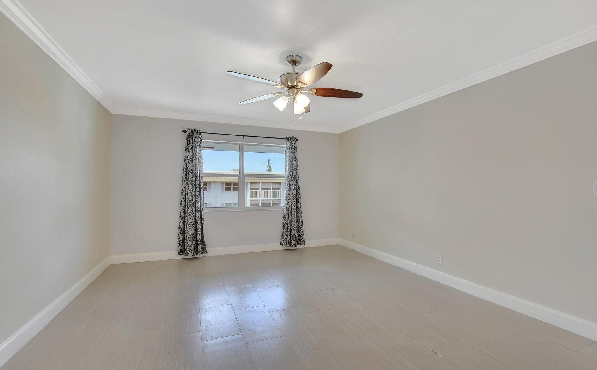 800 E Camino 4110, Boca Raton, FL 33432 — photo 10 of 41