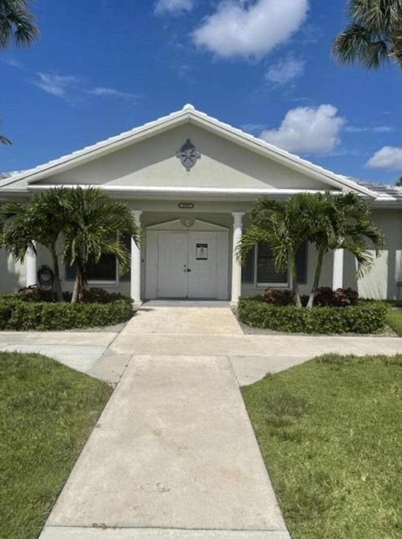 3636 Whitehall Drive 402, West Palm Beach, FL 33401 — photo 25 of 41