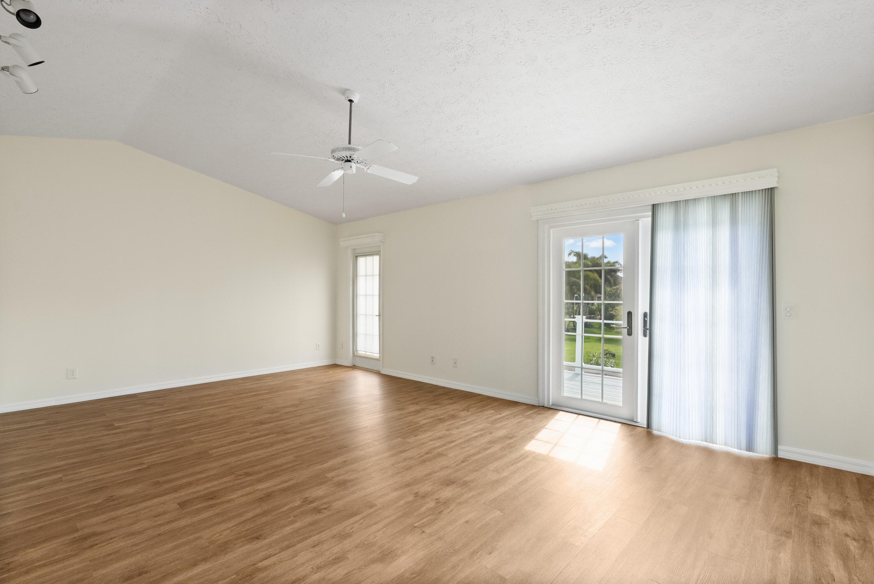 2415 NW Cove View, Stuart, FL 34994 — photo 47 of 54