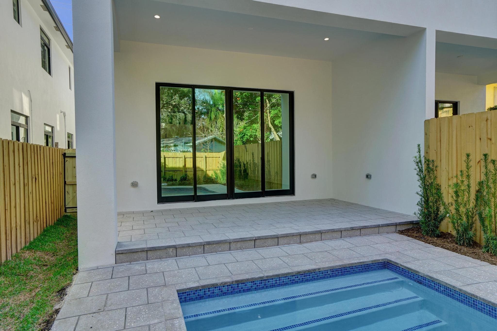 604 SW 7th Avenue, Fort Lauderdale, FL 33315 — photo 17 of 50