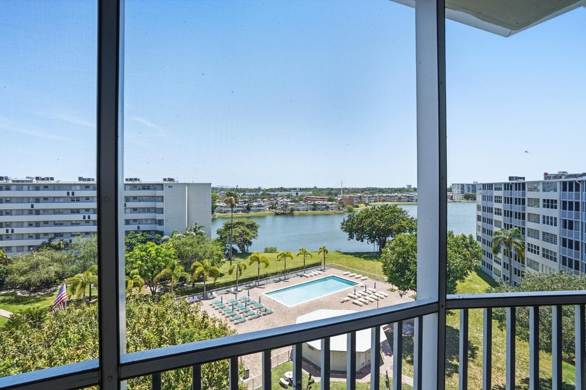 1750 NE 191st Street 811, North Miami Beach, FL 33179 — photo 8 of 31