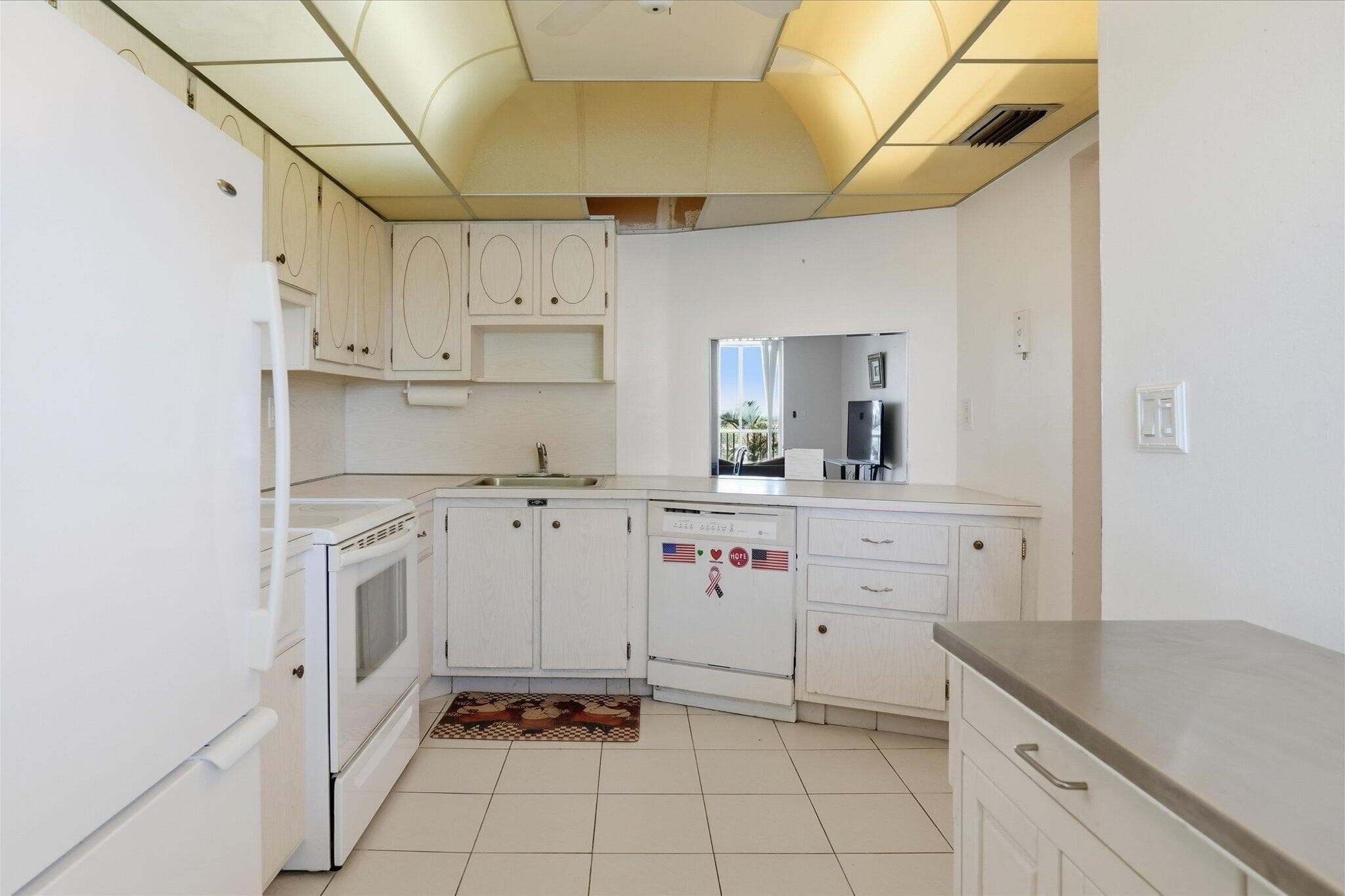 1750 NE 191st Street 811, North Miami Beach, FL 33179 — photo 14 of 31